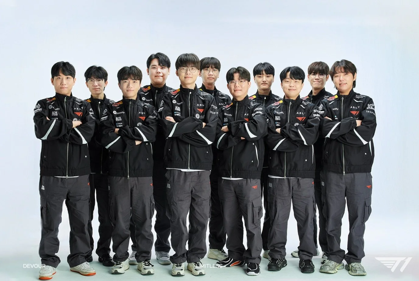 We are LIMITLESS and ready to DEVOUR.

#TogetherAs1