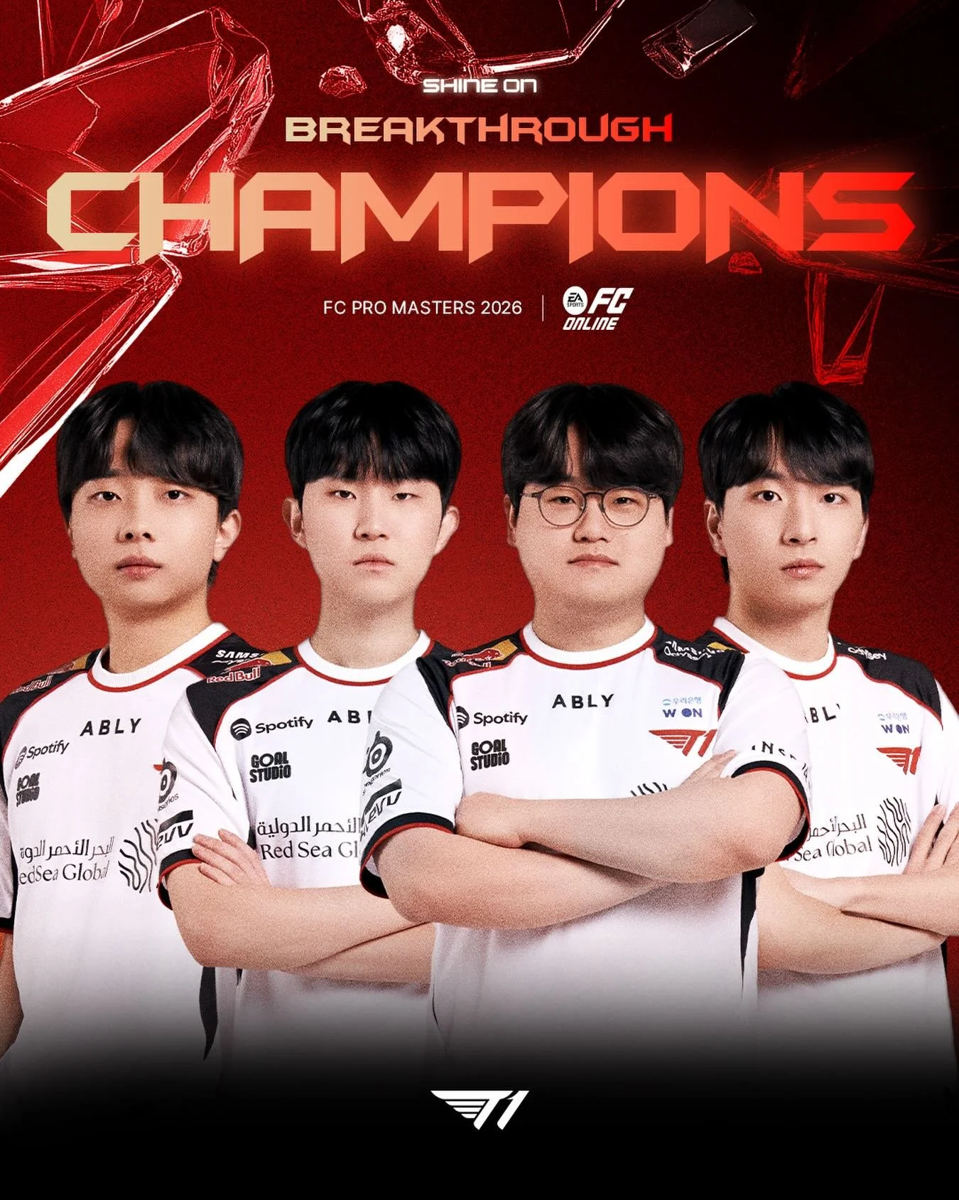 𝐂𝐇𝐀𝐌𝐏𝐈𝐎𝐍𝐒 | 𝐅𝐂 𝐏𝐑𝐎 𝐌𝐀𝐒𝐓𝐄𝐑𝐒 𝟐𝟎𝟐𝟔 

T1 FC Online팀이 FC PRO MASTERS 2026에서 우승을 차지합니다!
첫 국제전임에도 좋은 성적으로 마무리해 준 선수단에게 축하의 메시지를 부탁드리며,
응원해 주신 팬 여러분께 감사드립니다.

The FC PRO MASTERS 2026 journey for the T1 FC Online team has come t