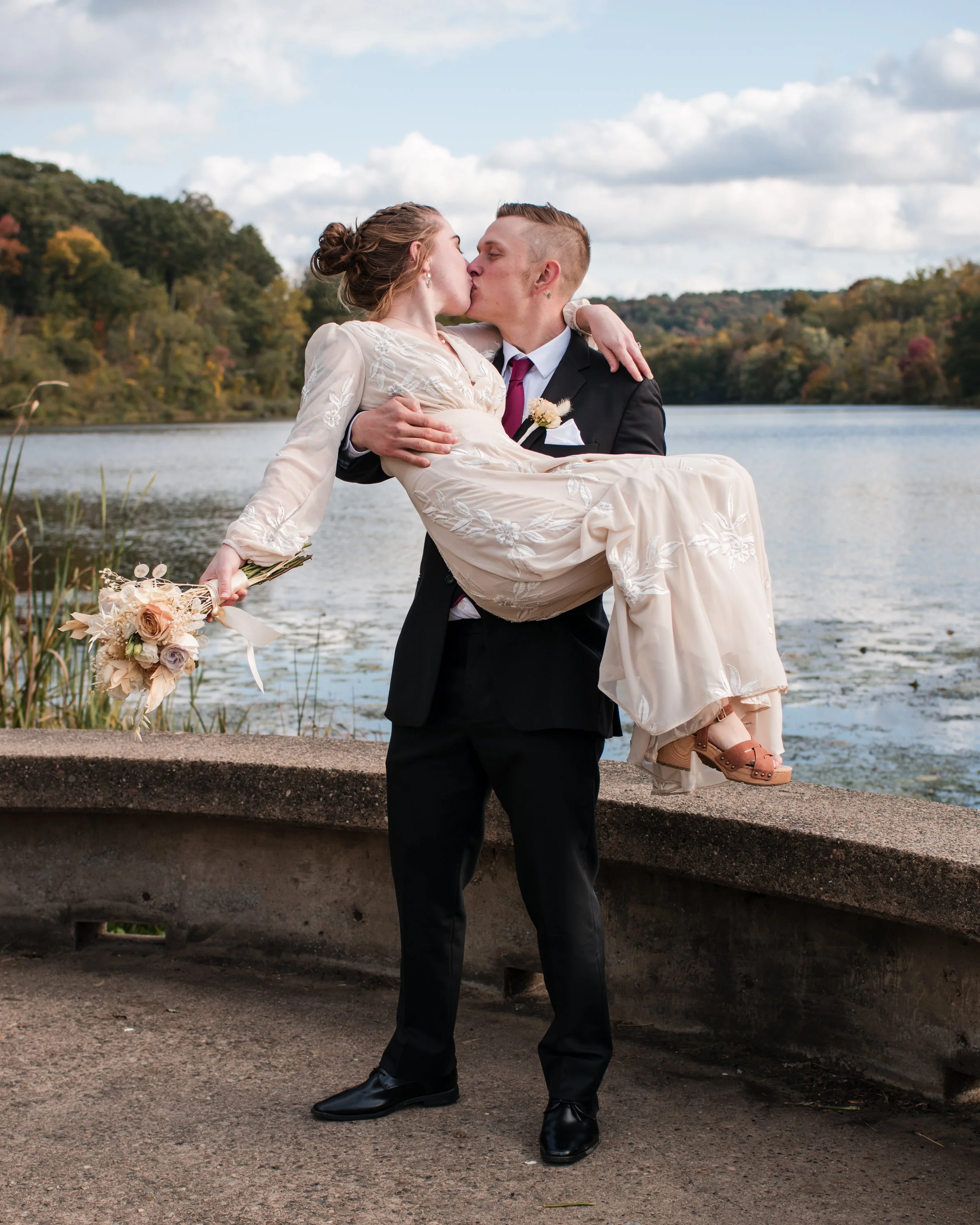 Maribeth+Quinton_bride+groom-13.jpg