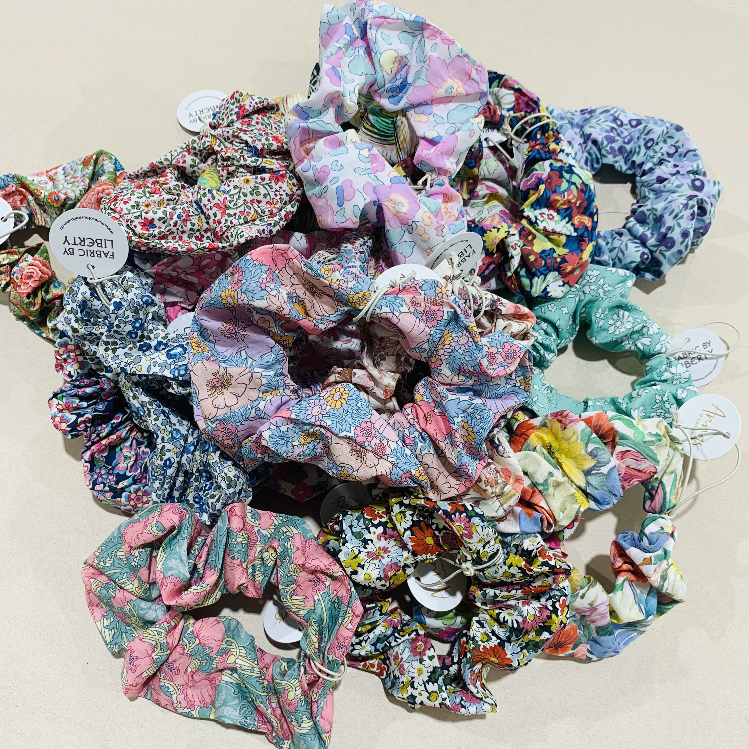 Anna's of Australia Scrunchie