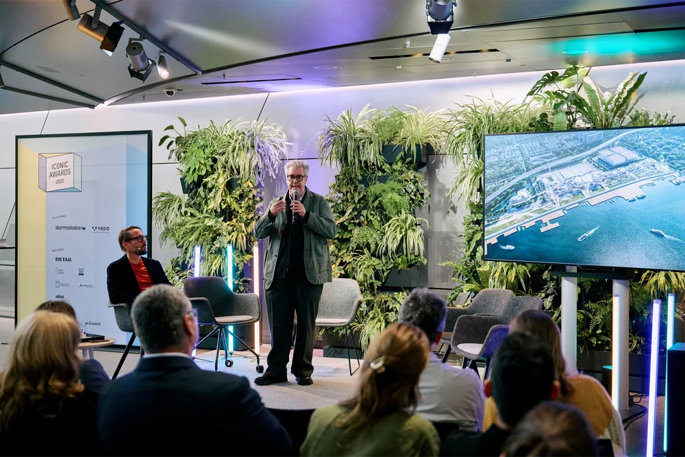 Iconic_Awards_2025_2202_Edited.jpg