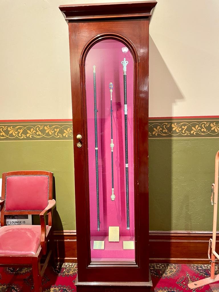 The rods outside the chamber