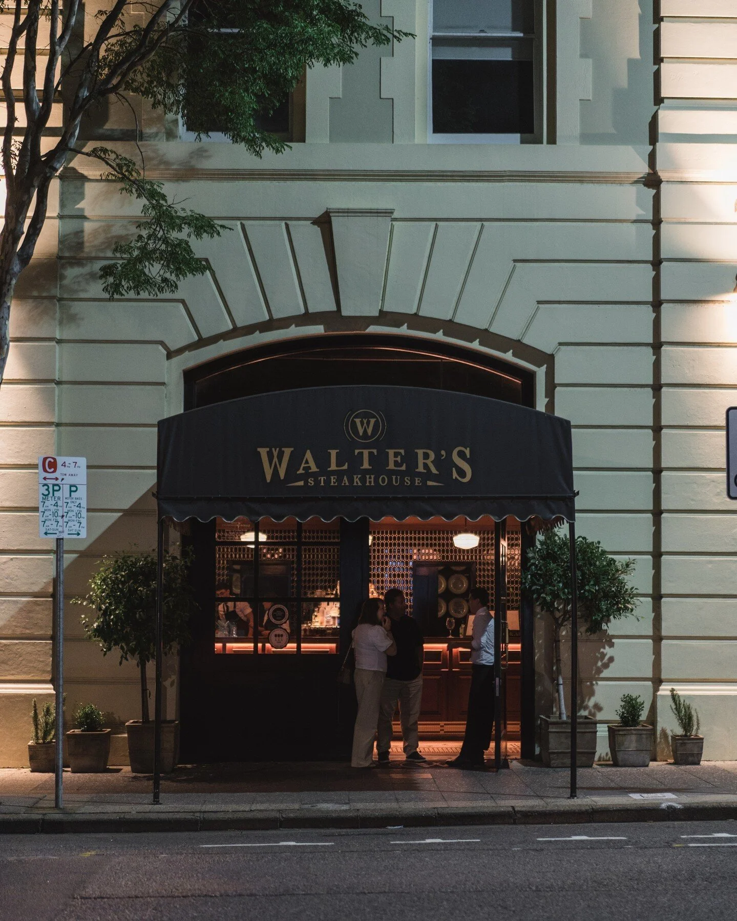 Walter's Steakhouse and Wine Bar