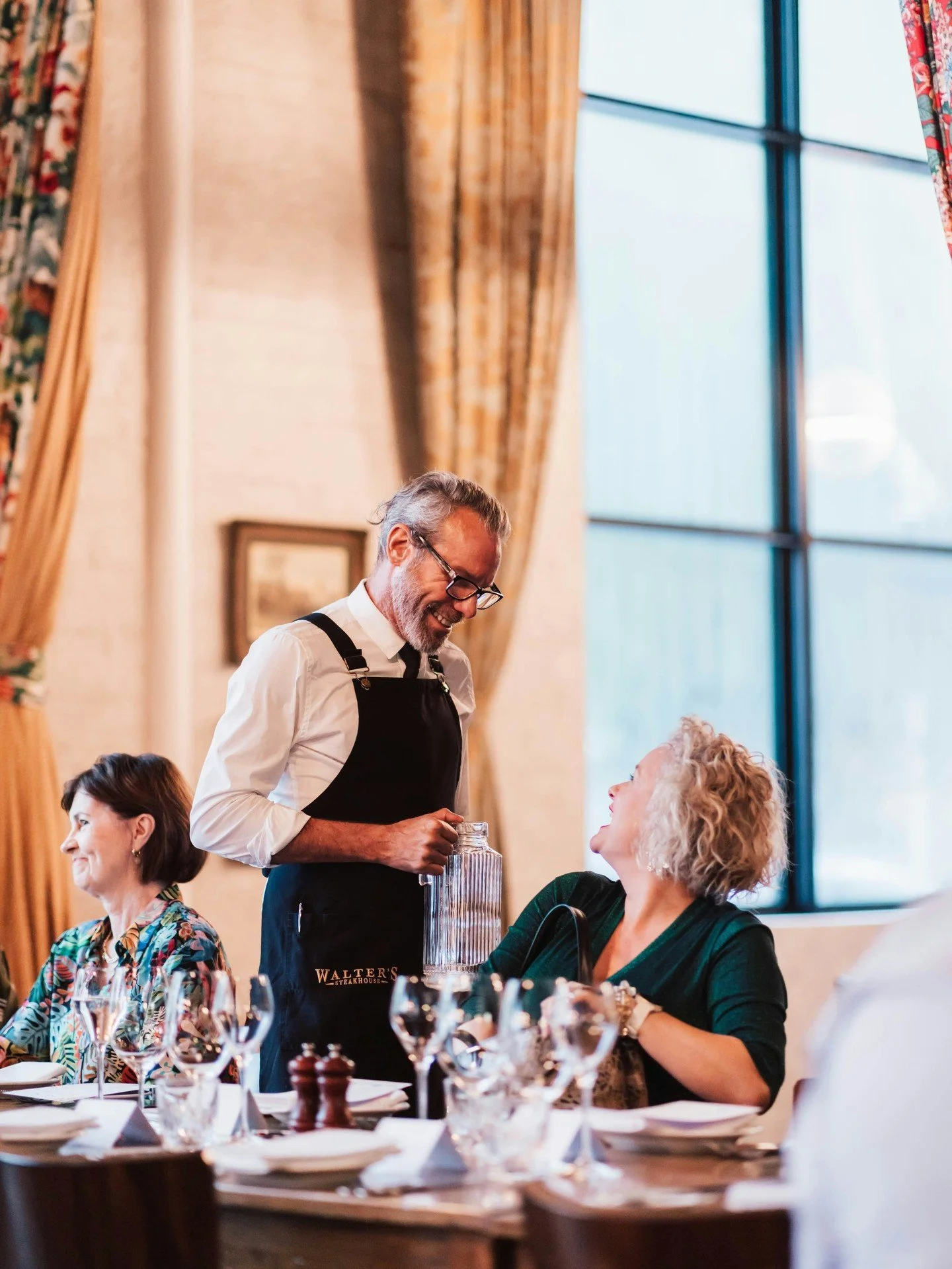 What's the difference between &quot;good food&quot; and a great meal? The service. At Walter's you can just sit back and relax, we've got you.