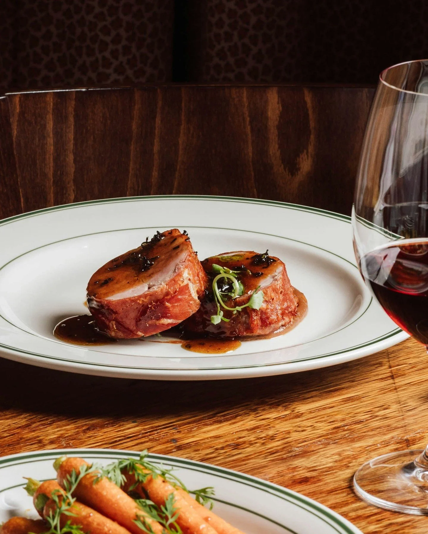 Forget eating last night's leftovers out of old tupperware. This one's a weekday lunch that'll keep you motivated all day long.
Free-range Gooralie pork tenderloin wrapped in Jamon and served on a savoury apple puree with sage butter.