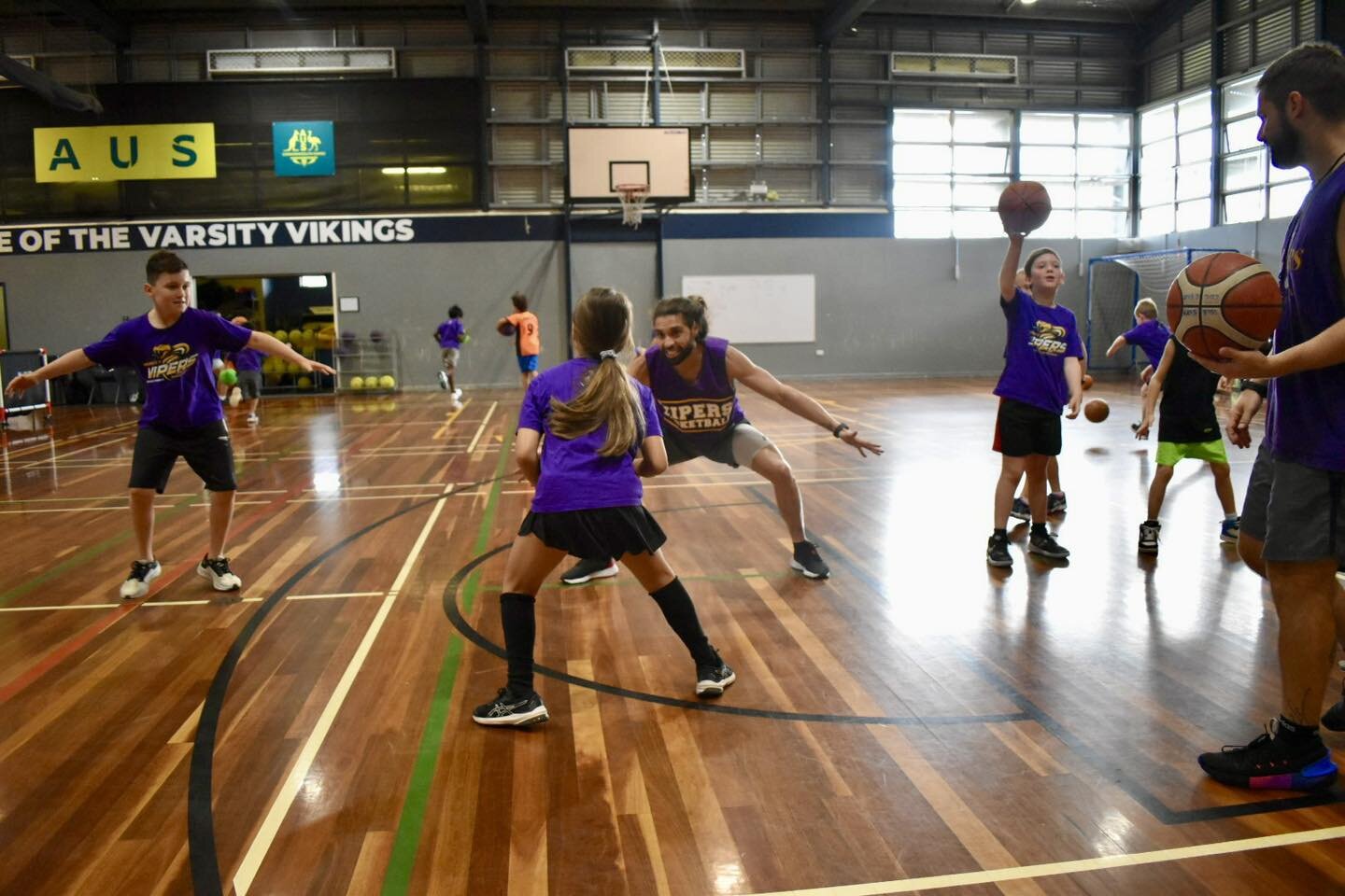 #SaturdaySkills, #8 2024, is done. Hoopers everywhere working on their skills through drills and scrimmages.  The girls hour of power was huge today as well. . Thank you coaches and volunteers for your support today. #PurpleArmy #ViperProud 🏀🟡🟣⛹️⛹