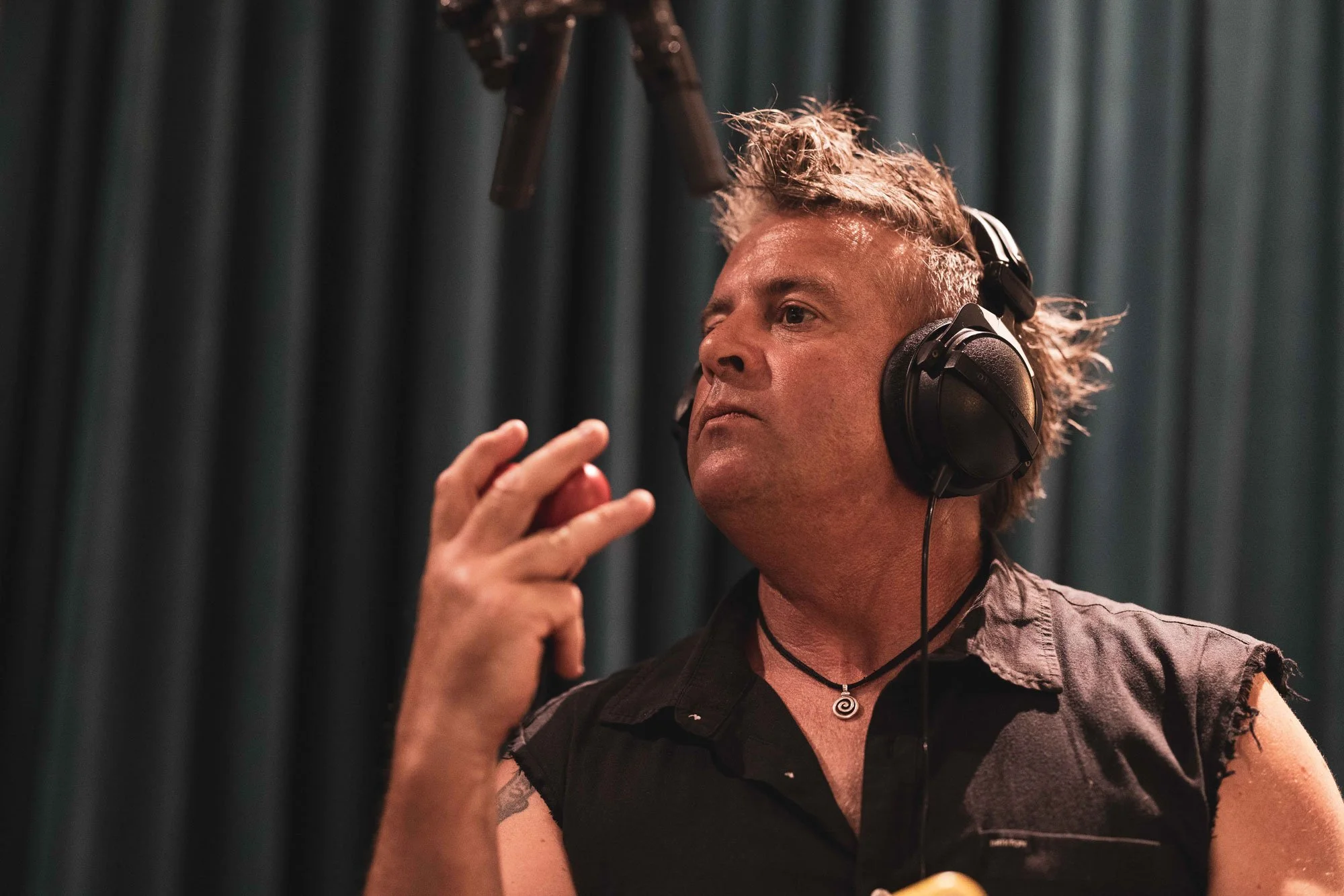 240229_TheLivingEnd-Studio_TheJamesAdams-6512.jpg