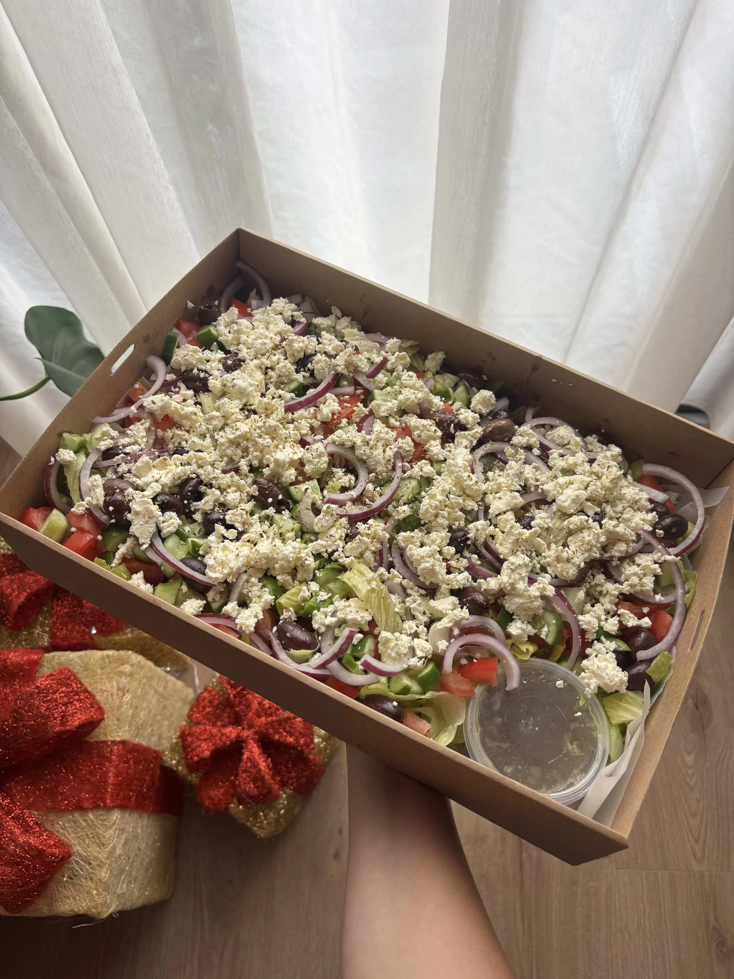 Greek salad box