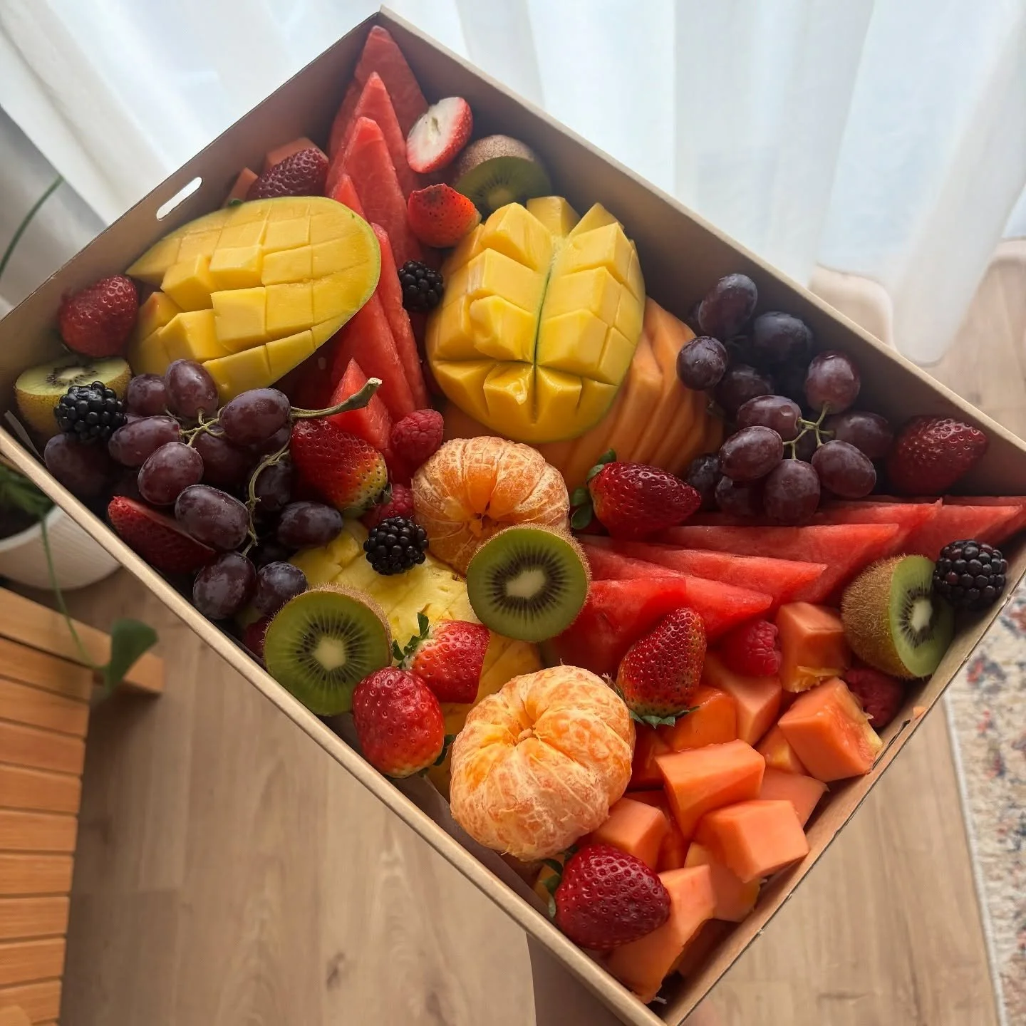 Mango season is finally returning 🥳🥳 fully booked this weekend and next weekend, and lots of Christmas party inquiries are coming through so a few dates in November and December are being snapped up! Head to our website to enquire 🫡