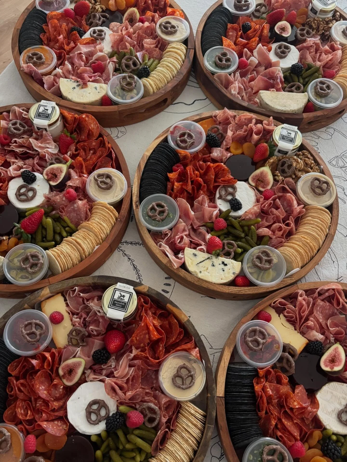6 of our platter boards for @thetorchvic yesterday!