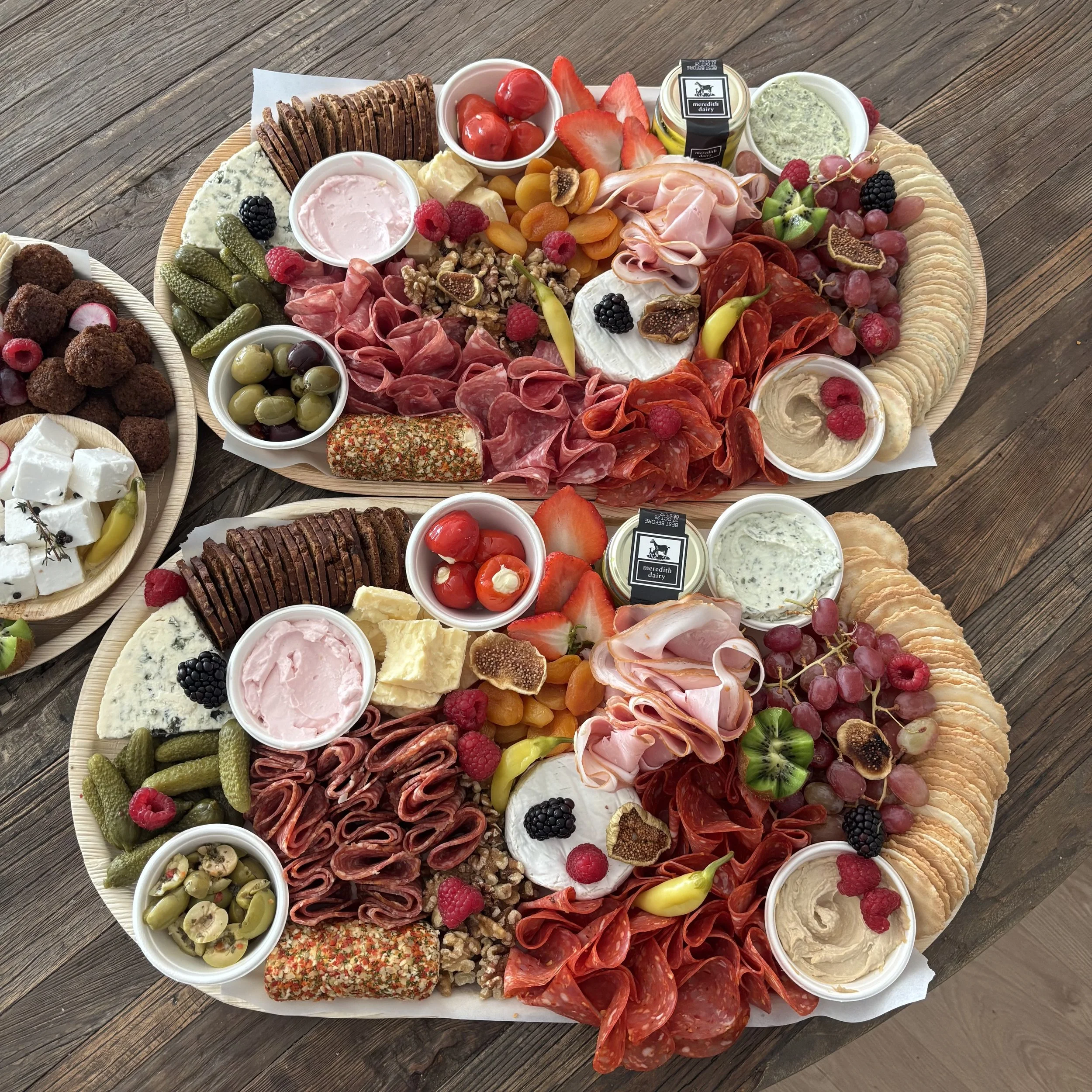 Disposable 40cm savoury boards
