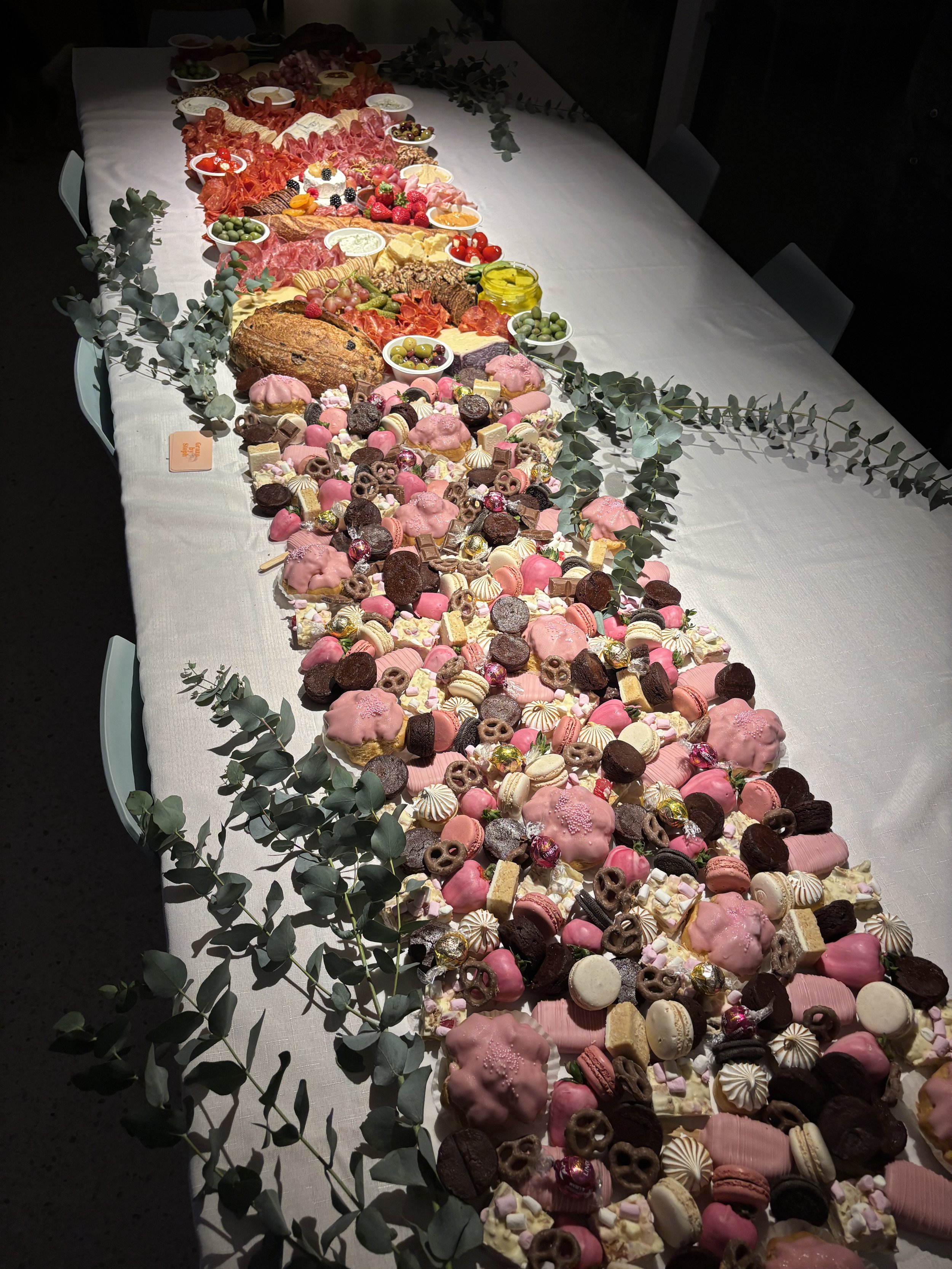 1.5m dessert table