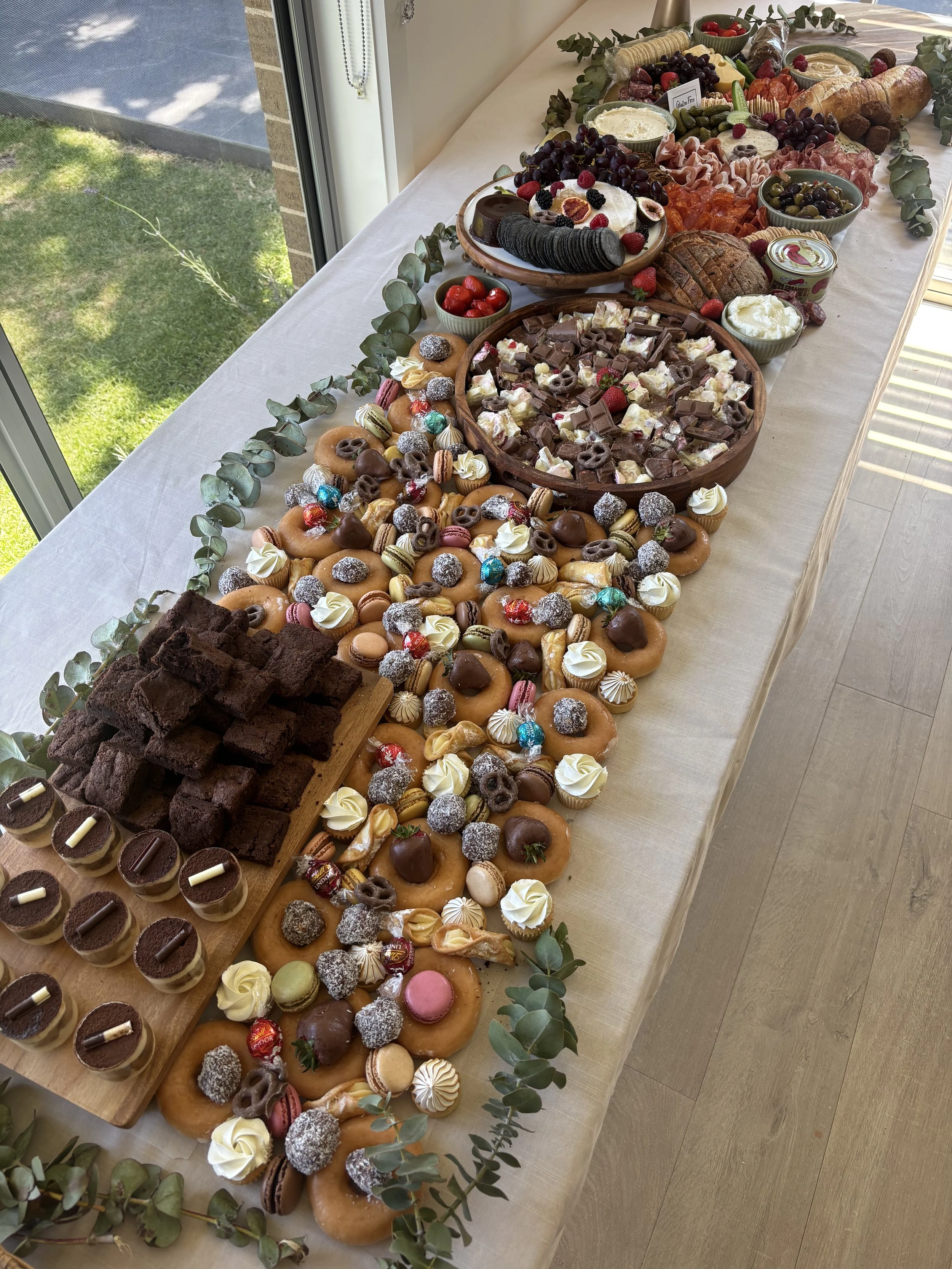 1 metre sweet & 1 metre savoury