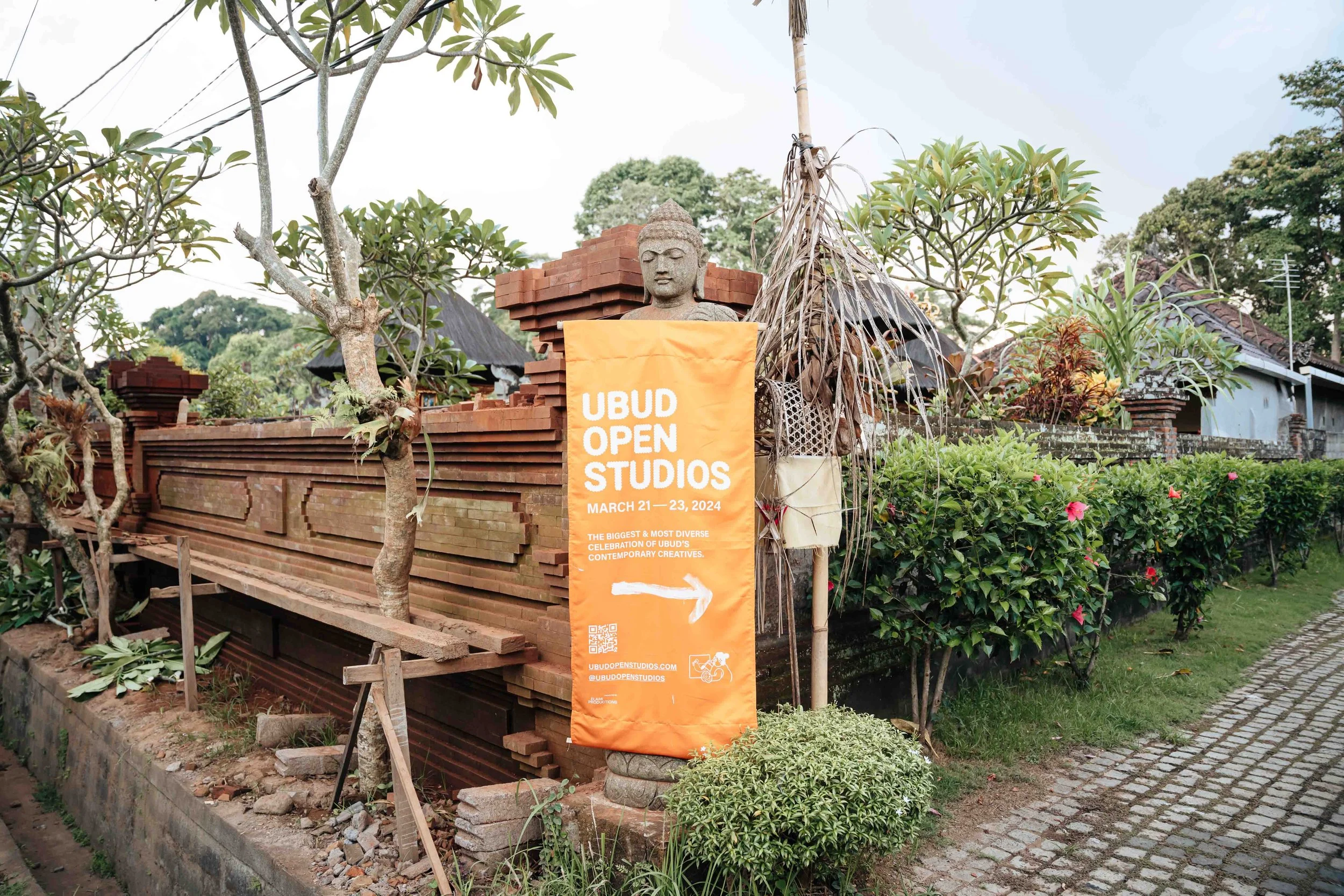 Different ways to get information during Ubud Open Studios