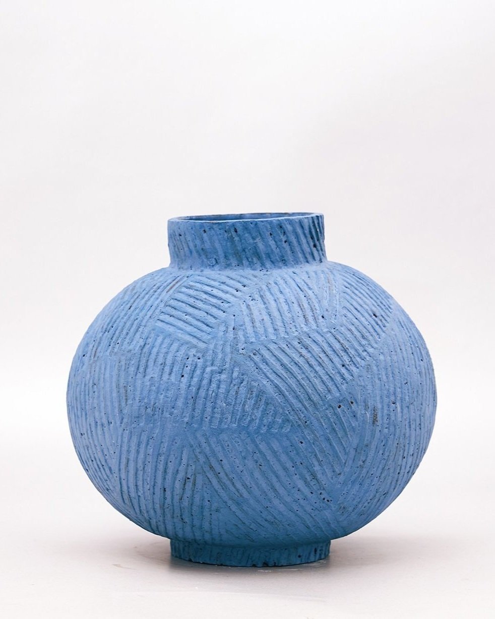 8-Barbara-Jenner-VARIATIONS-OF-A-MOON-JAR-2022-stoneware-%2Bengobe-partially-glazed-4.jpg