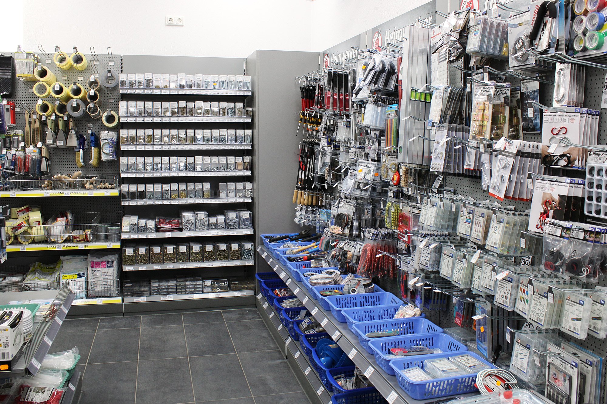 F05-Minibaumarkt-03.jpg