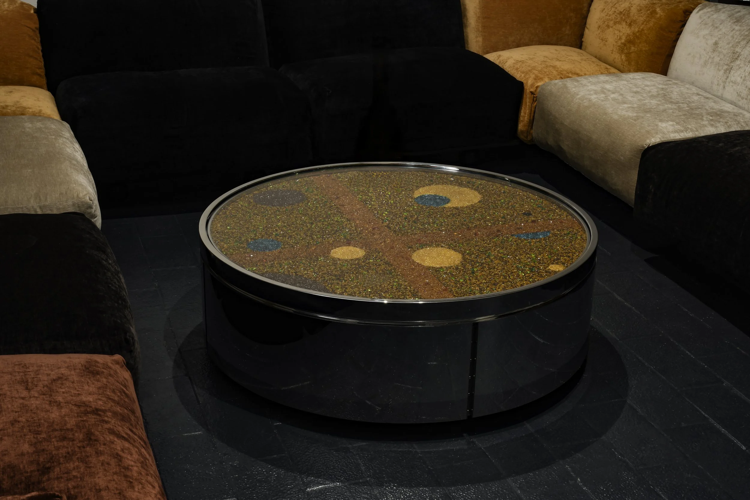 Inset tempered glass panel protecting MicroCristallo Fusione tabletop on Celestial Axis coffee table