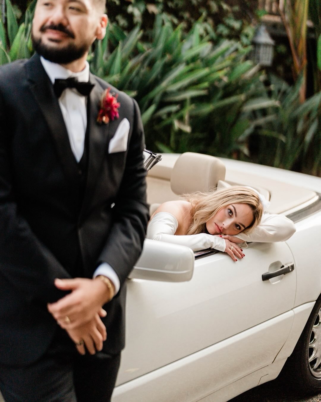 Alright, California, I get the hype. Your weddings just hit a little bit differently under that beautiful California light.

Elise and Victor radiated underneath that light, their love towards each other and their love for their friends and family. I