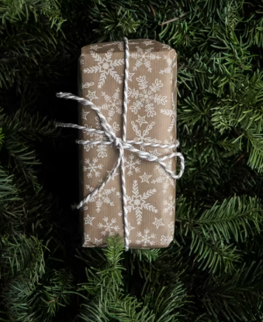 Mini workshop: reusable gift wrap 