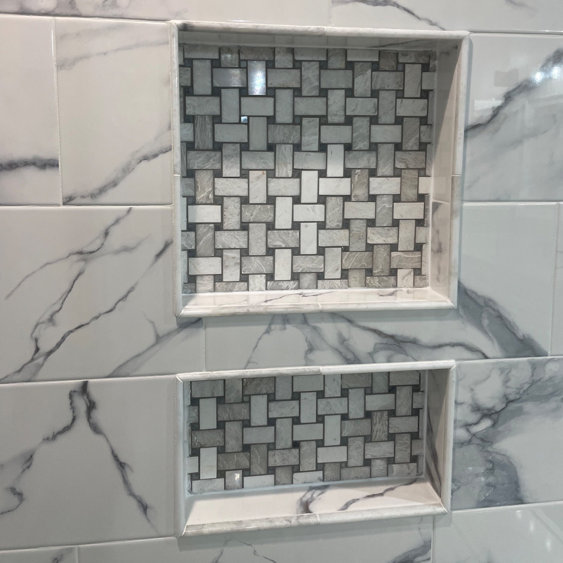 Niche with Niles Marble Mosaic