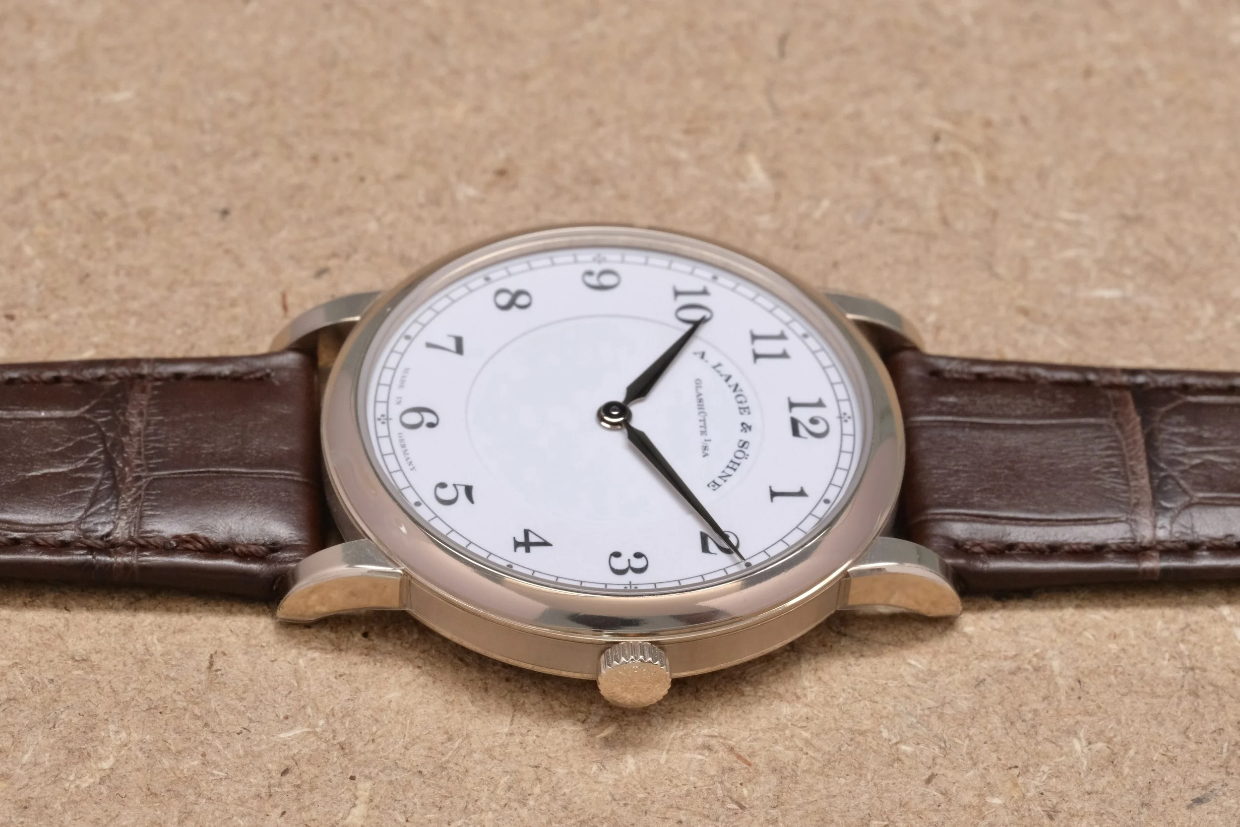 A. Lange & Sohne 239.050 1815 Thin Honey Gold 
