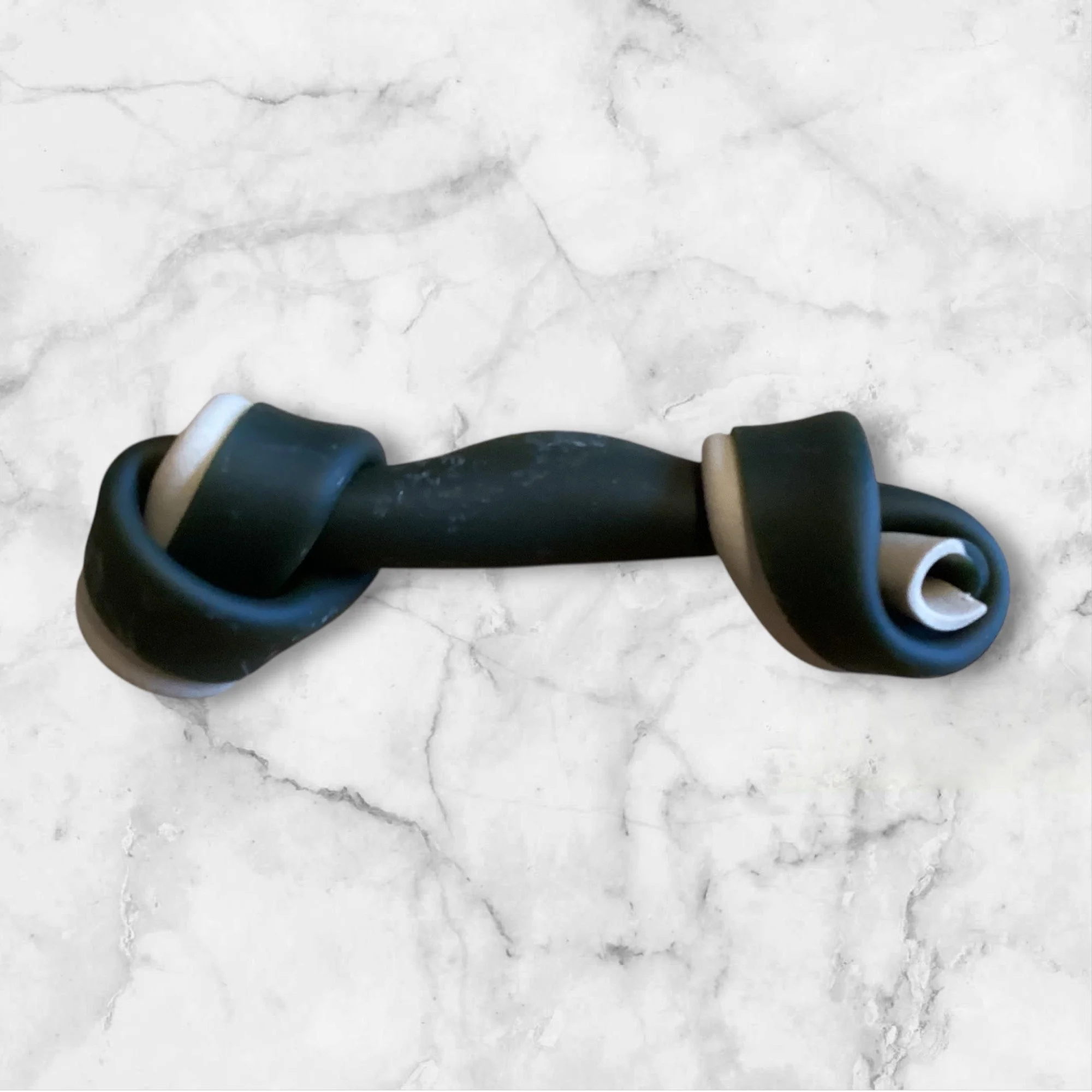 Mint, Parsley & Kelp Veggie Knotted Bones (medium)