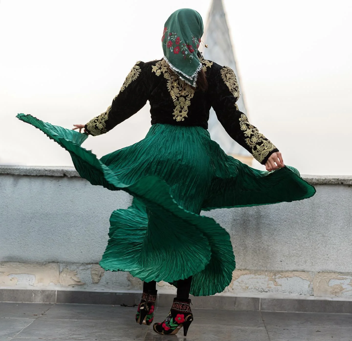 &ldquo;If the foot of the trees were not tied to earth, they would be pursuing me;
For I have blossomed so much, I am the envy of the gardens.&rdquo; -Rumi

Photo: @ozgeseb 
Muse: @birsu.demirkaya 

Follow the link in bio for Yazma scarves and Suzani