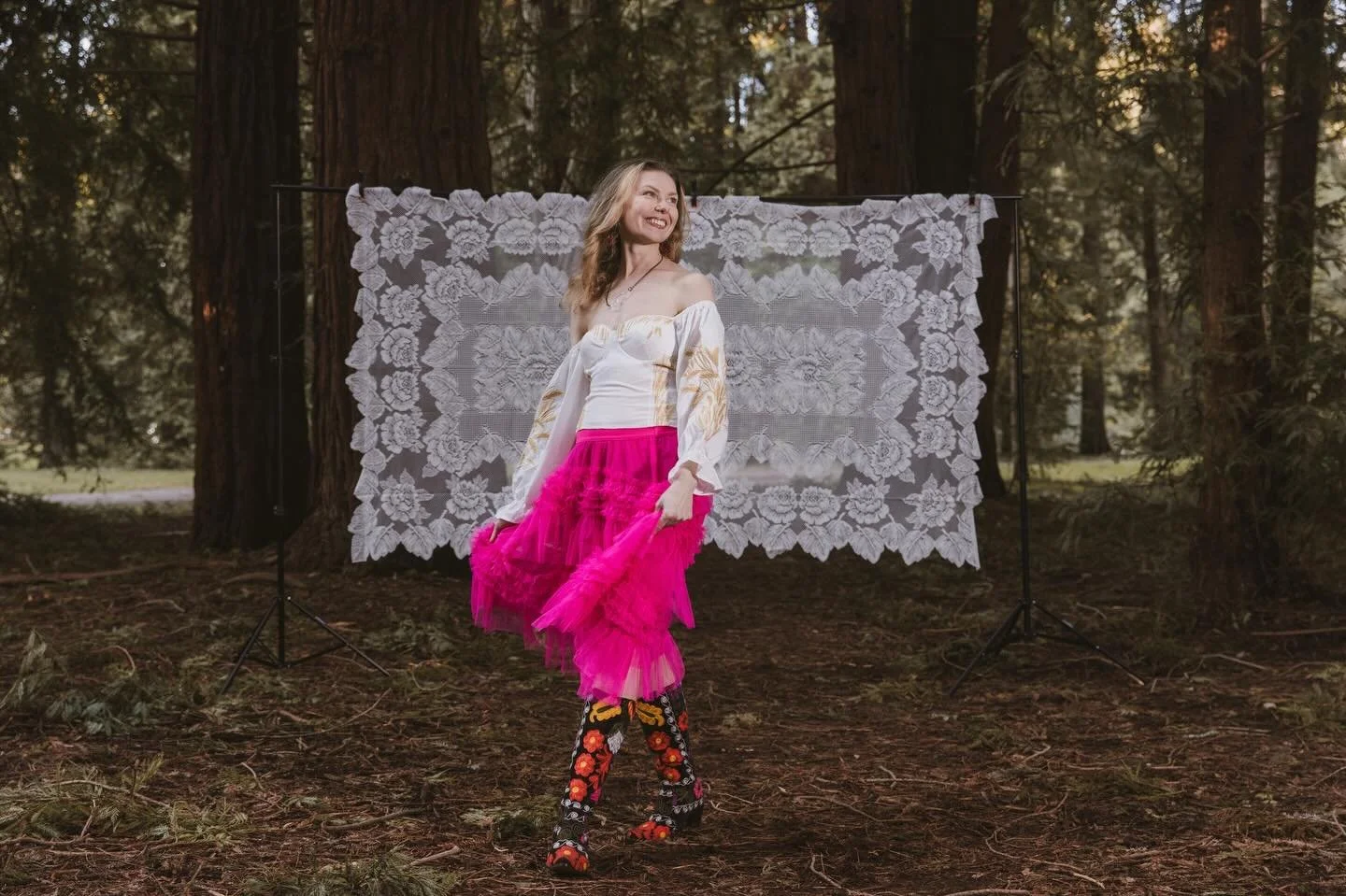 Beautiful Vera blooms 🌷 Step into the sunlight wearing stunning Suzani boots and attire from the shop. 

If you&rsquo;ve been wanting to purchase anything to give your wardrobe a lift do it before Monday. Starting Monday March 16 shipments from the 