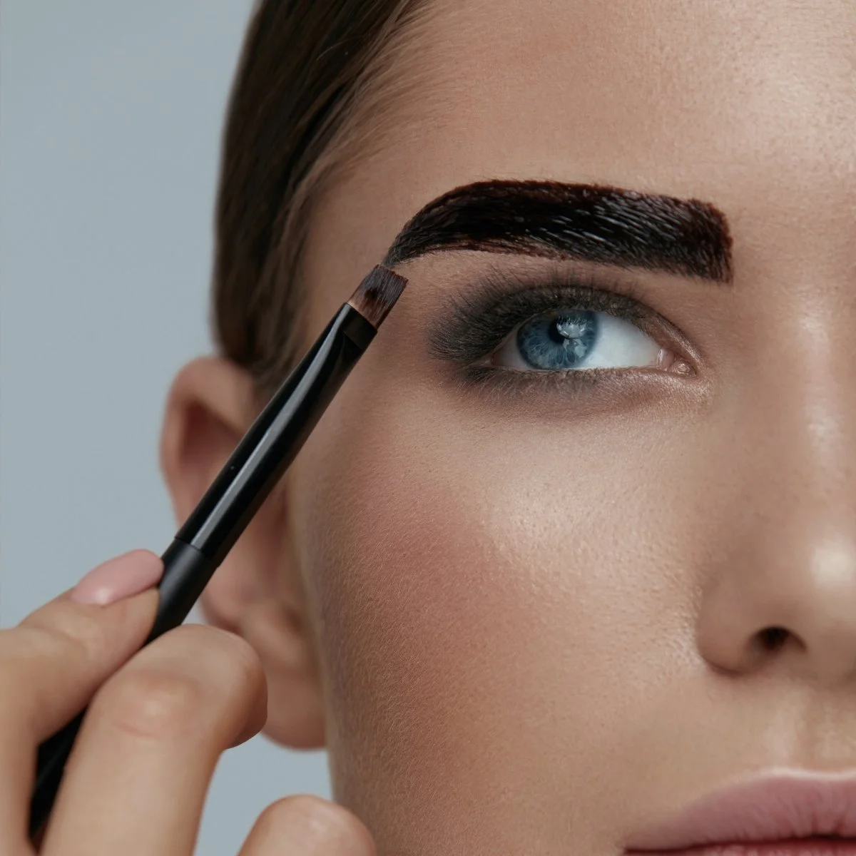 What Is Eyebrow Tinting in Lone Tree, Colorado? Benefits, Process, and Salon Prices