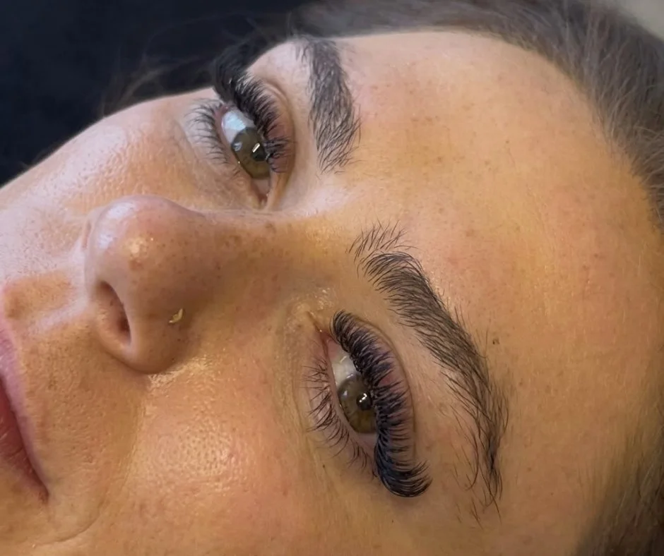 How to Make Your Eyelashes Grow Back Faster: Expert Tips &amp; Myths Debunked