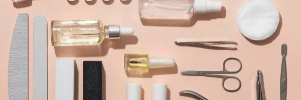 What’s Included in a Basic Acrylic Full Set?