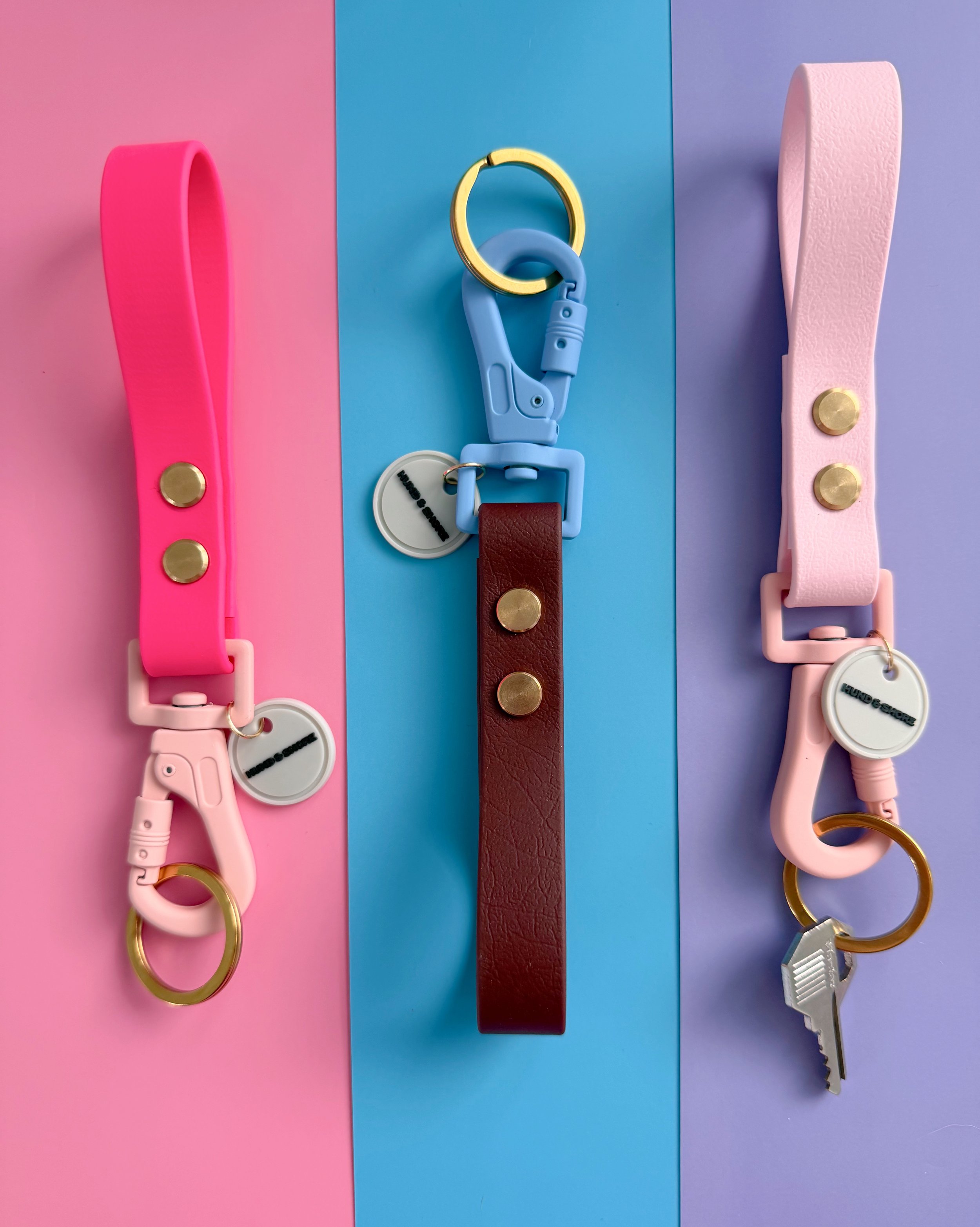 SHORE CLIP KEYCHAIN - SWEET PAWS