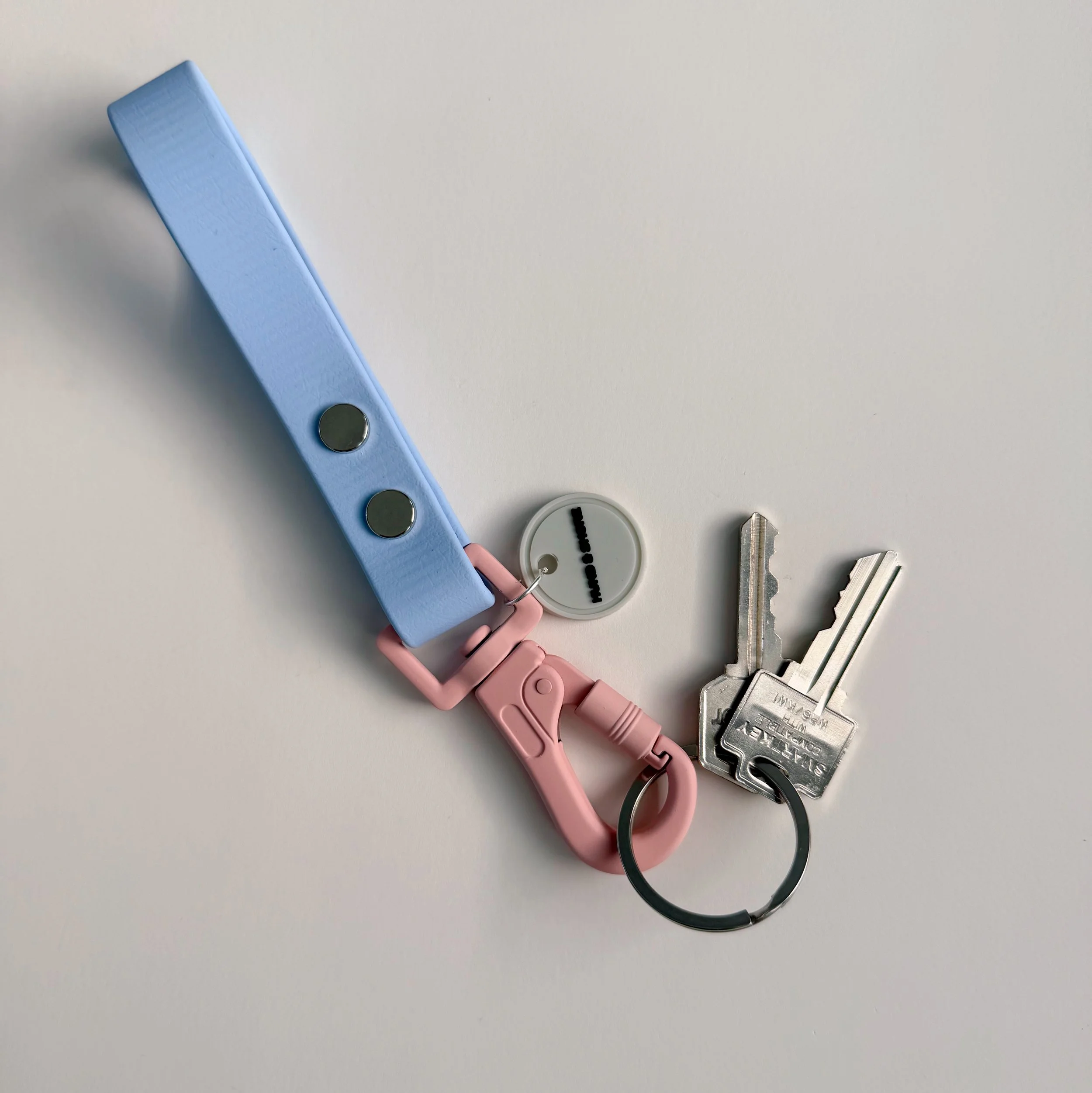 Shore Clip waterproof keychain available in multiple colors