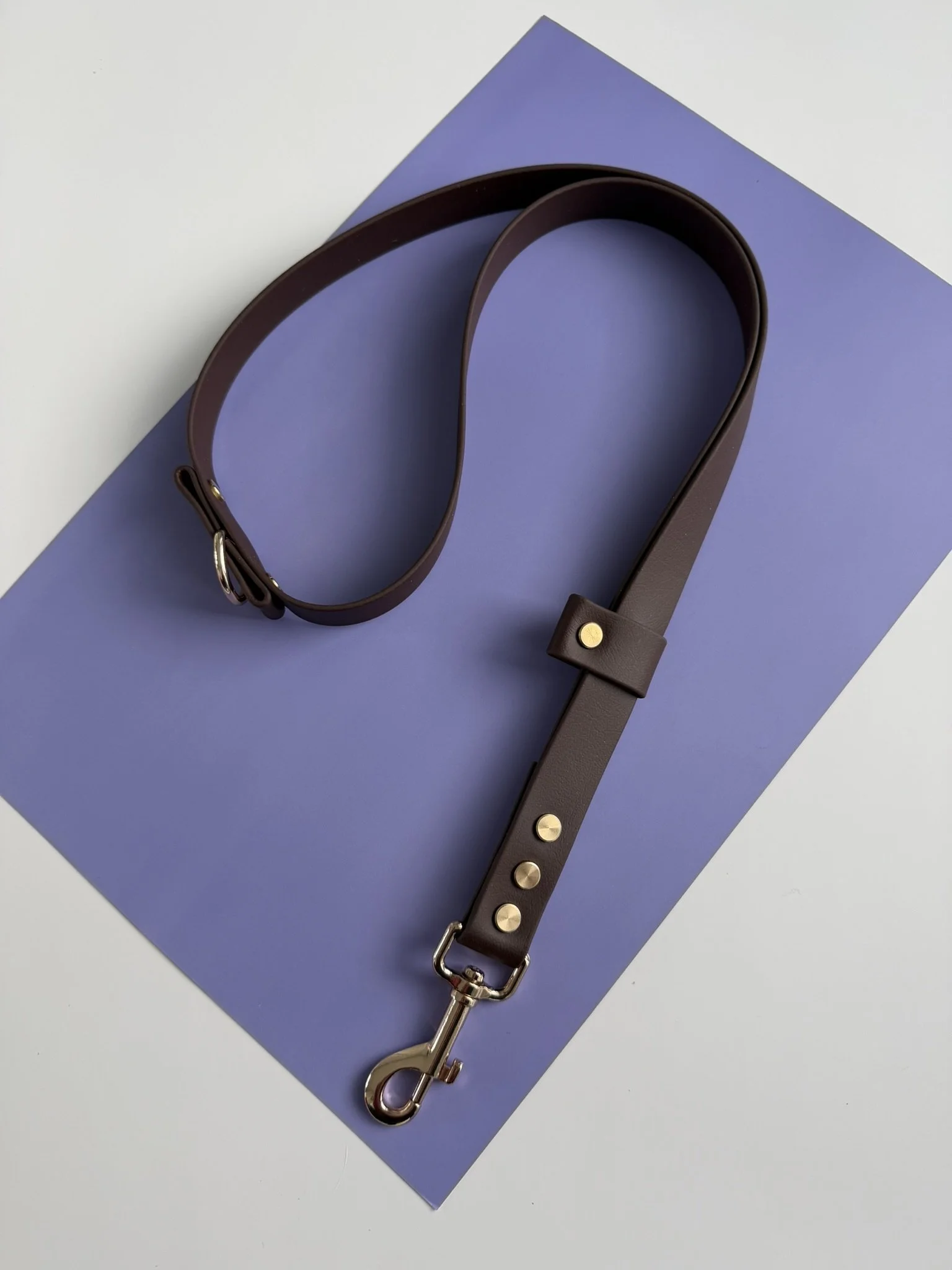 Plum colored Grooming Loop in 24" length and 1" width