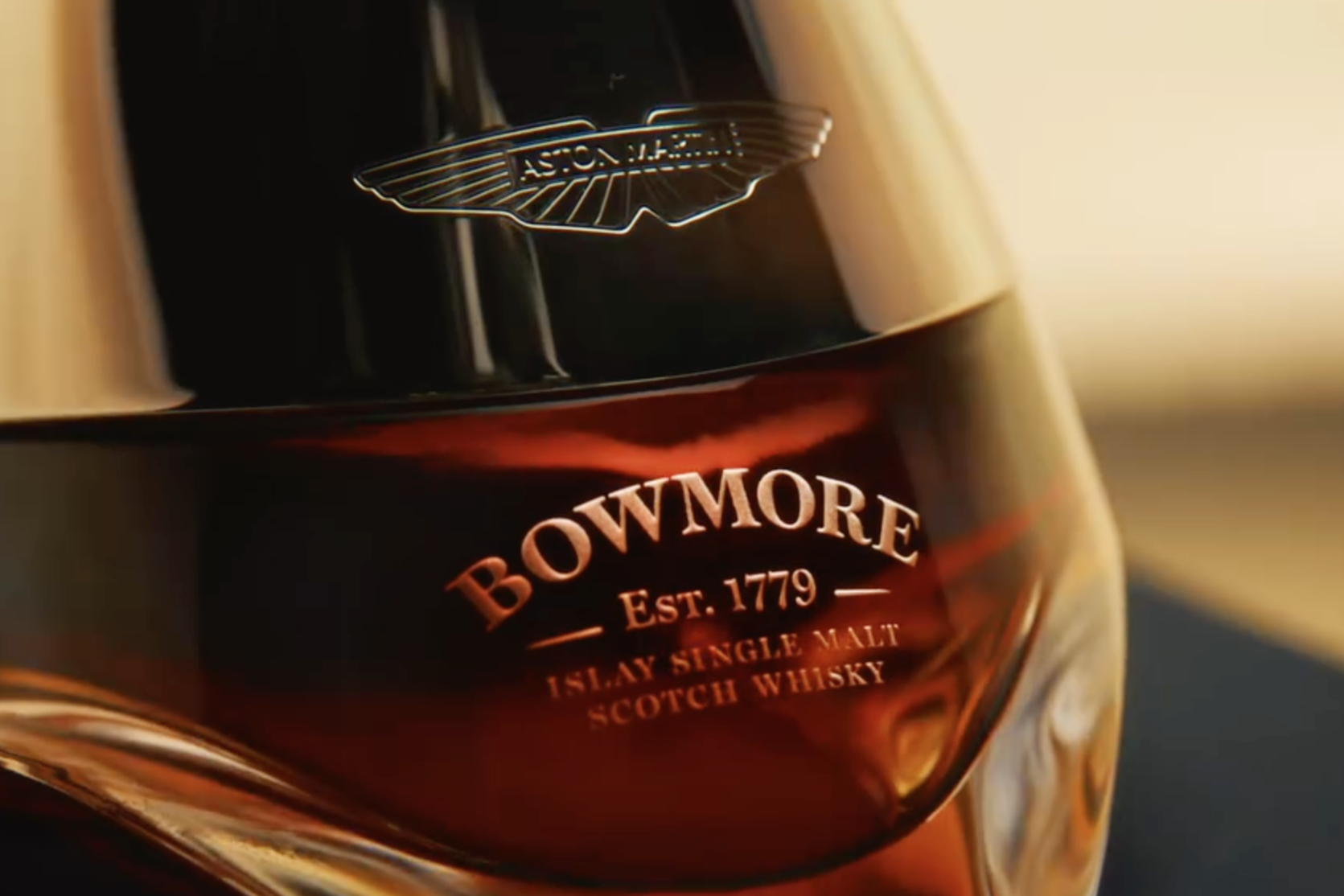Bowmore x Aston Martin - ARC 54