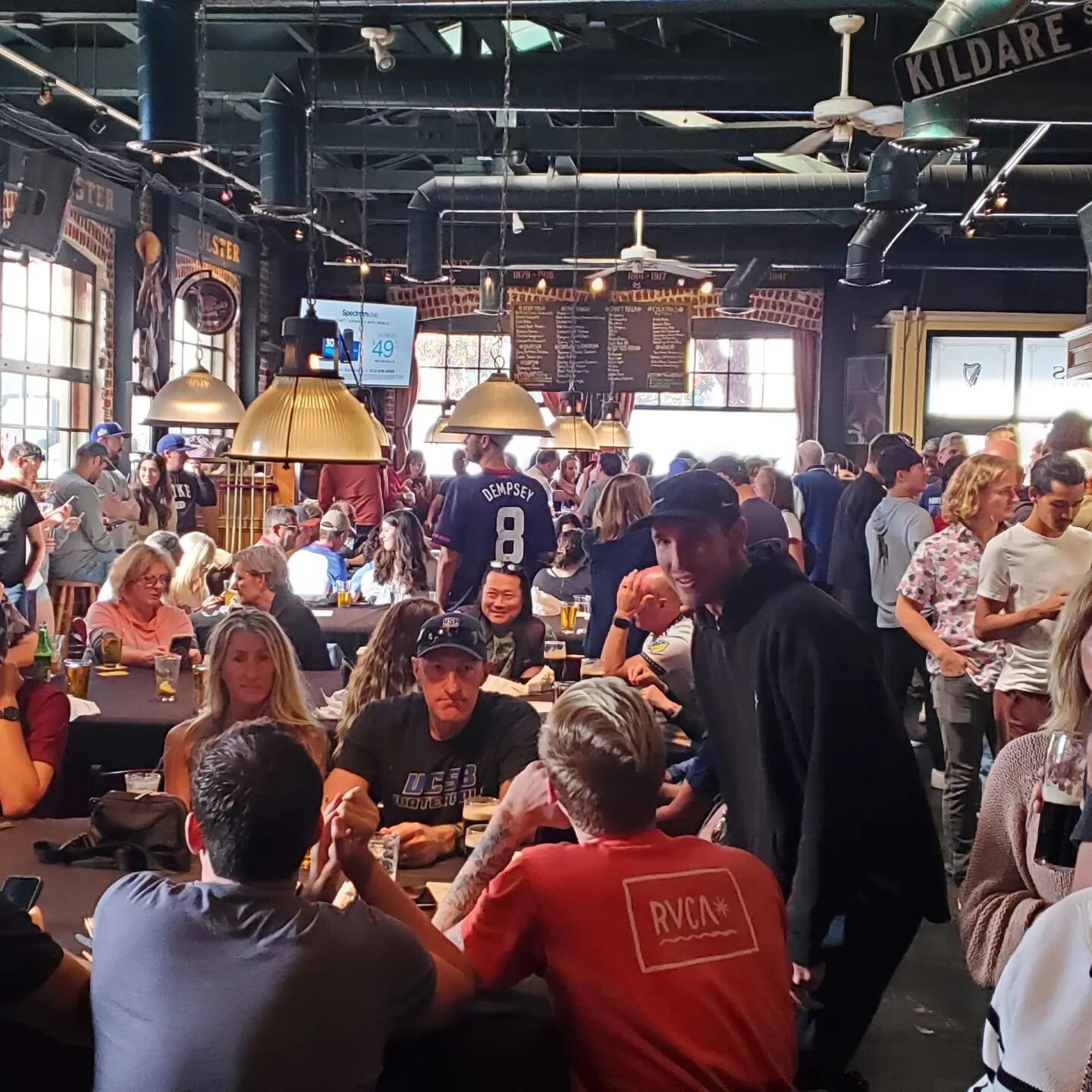 Open for Canada Vs Croatia this am. Are there as many Canadain supporters as USA, dont think so. Join us for Spain V Germany at 11am.
#worldcup #soccerpub #usasoccerteam #irishpubs #sbdowntown #santab&aacute;rbara #santabarbarapub #santabarbarabusine