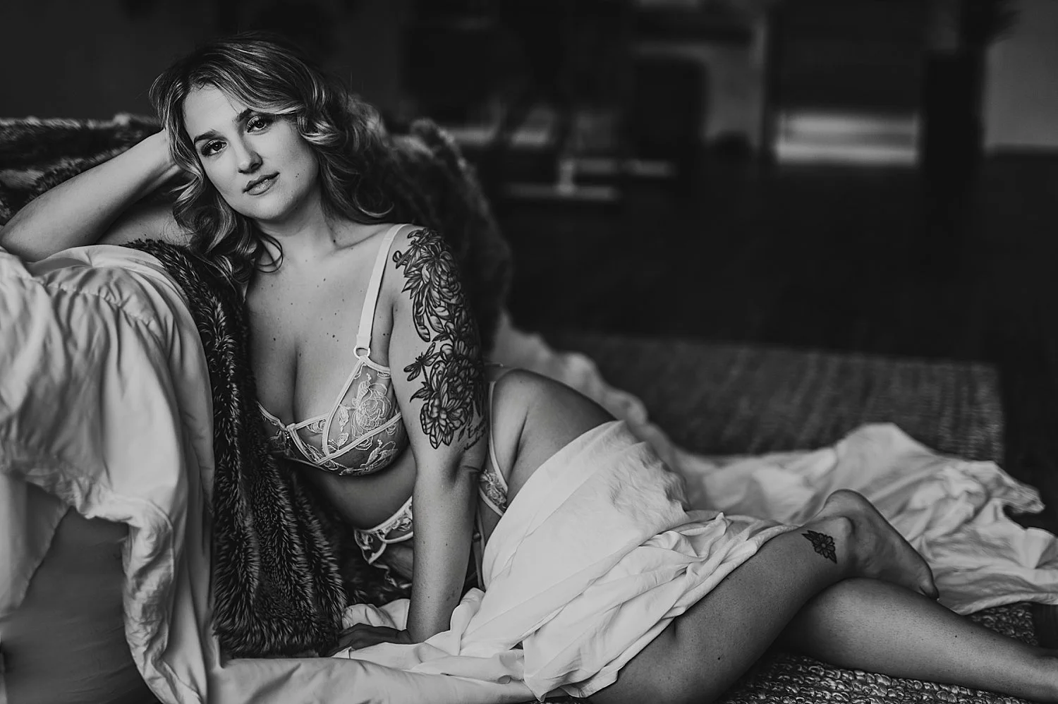 A Magnetic Confidence Boost in The Studio | New Hampshire Boudoir Photographer