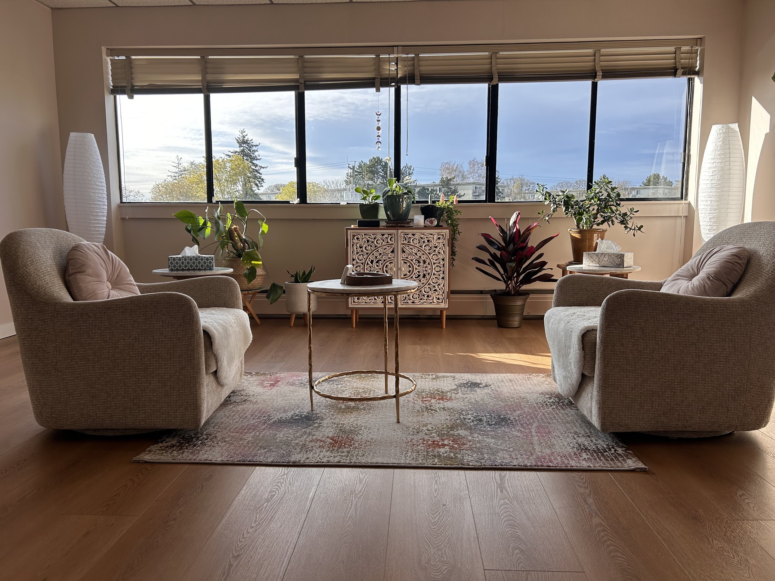 How to know if you need therapy (and what to expect in your first session).