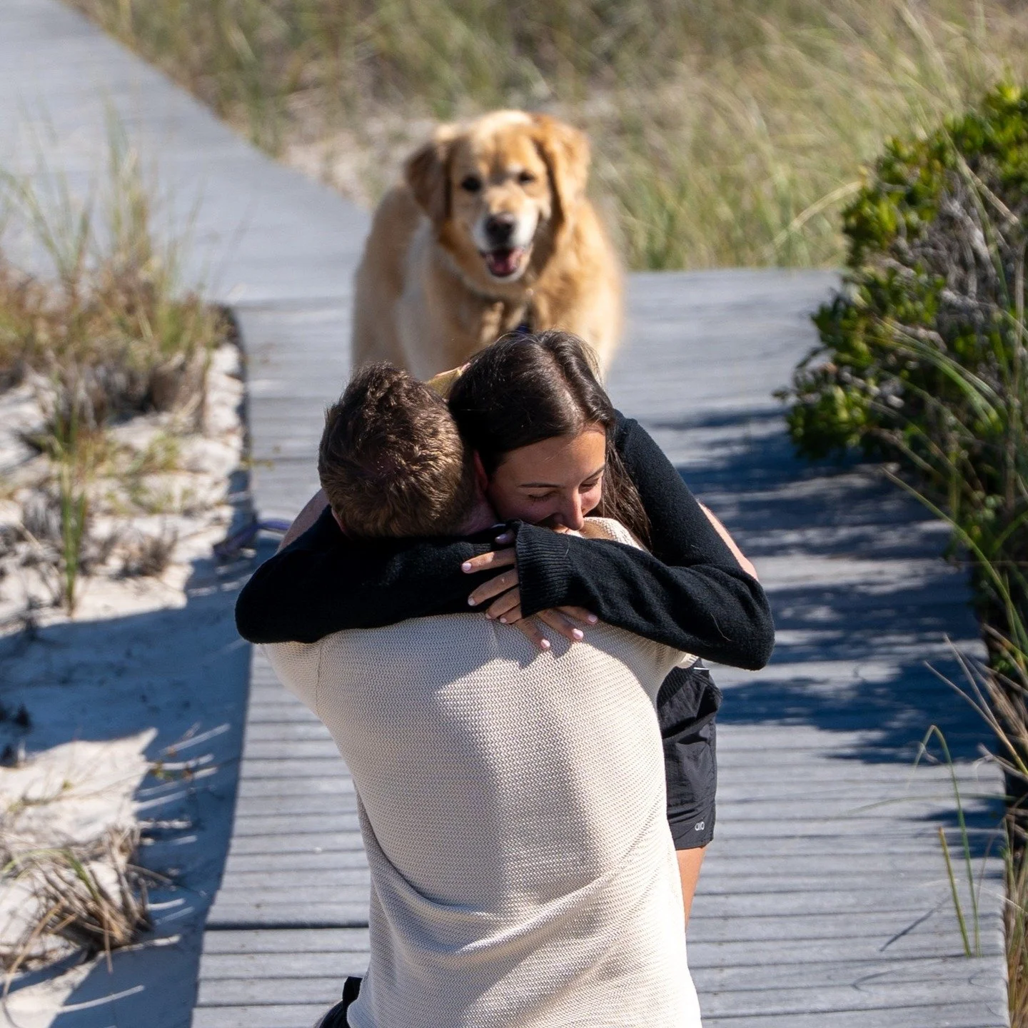 A beautiful boardwalk proposal with @meadowthenycgolden approval! 🐾💍 Congrats @charlie_sloane and @marahfields 

Planning an engagement? DM to book your session. 24-48 hour gallery delivery, so you can share your photos right away.

Need help with 