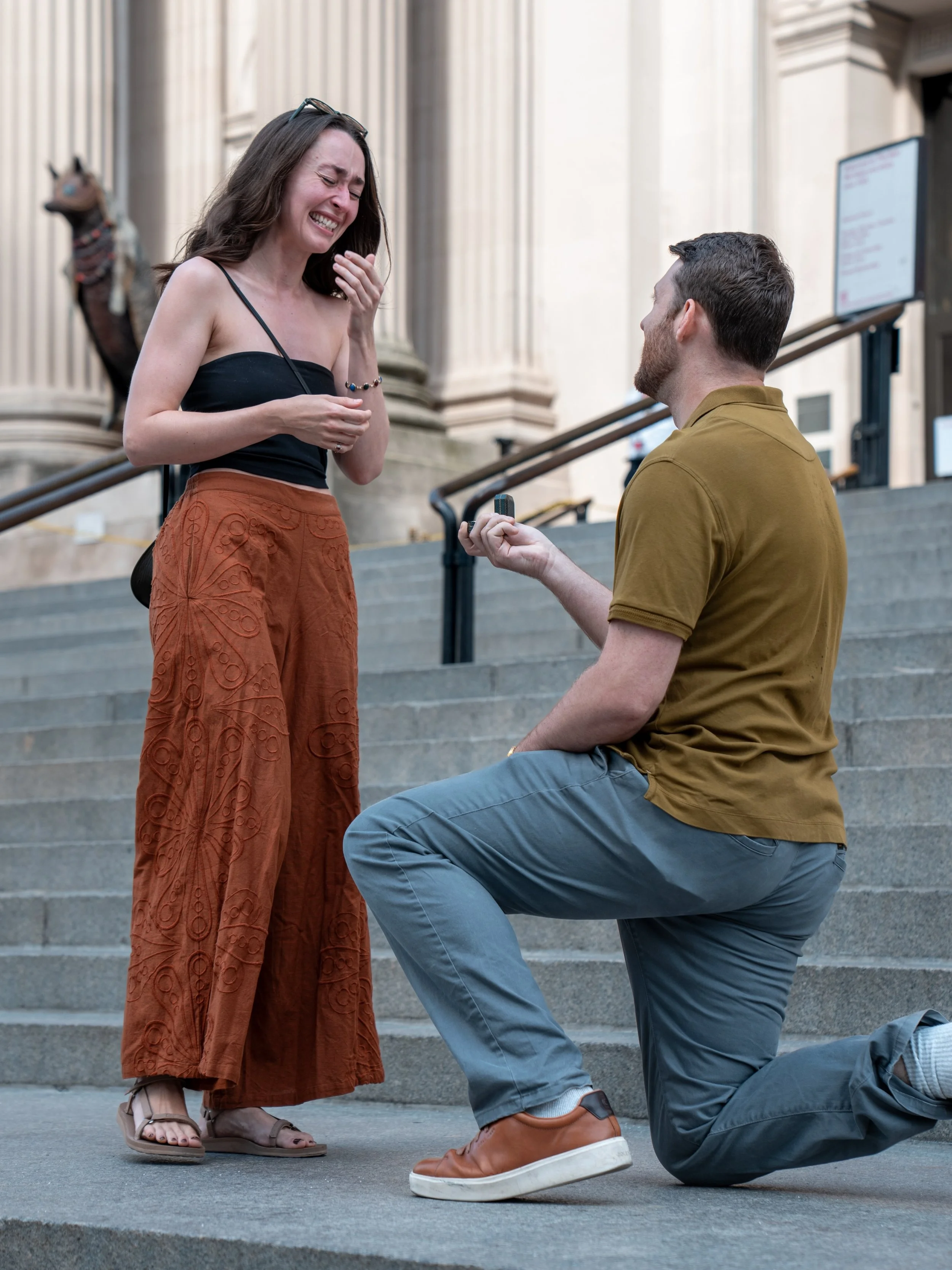 He took a knee and she said yes! 🥂💍 An incredible morning proposal at The Met. A few gentle nudges to make room for the big moment gave us a completely clear staircase. 

Congrats to the amazing couple! Cheers to many happy years ahead. 📸

#NYCPro