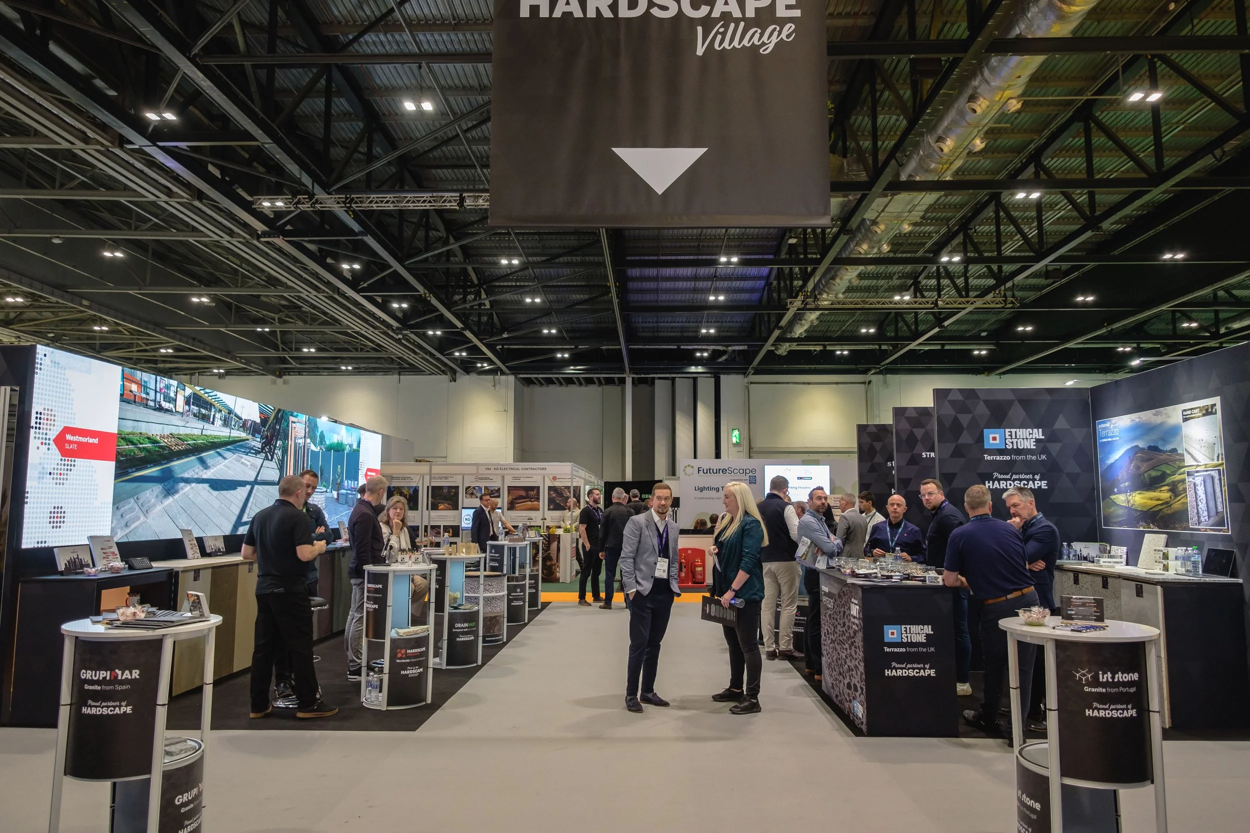 Ambien®360 Hardscape Village Public Spaces Expo