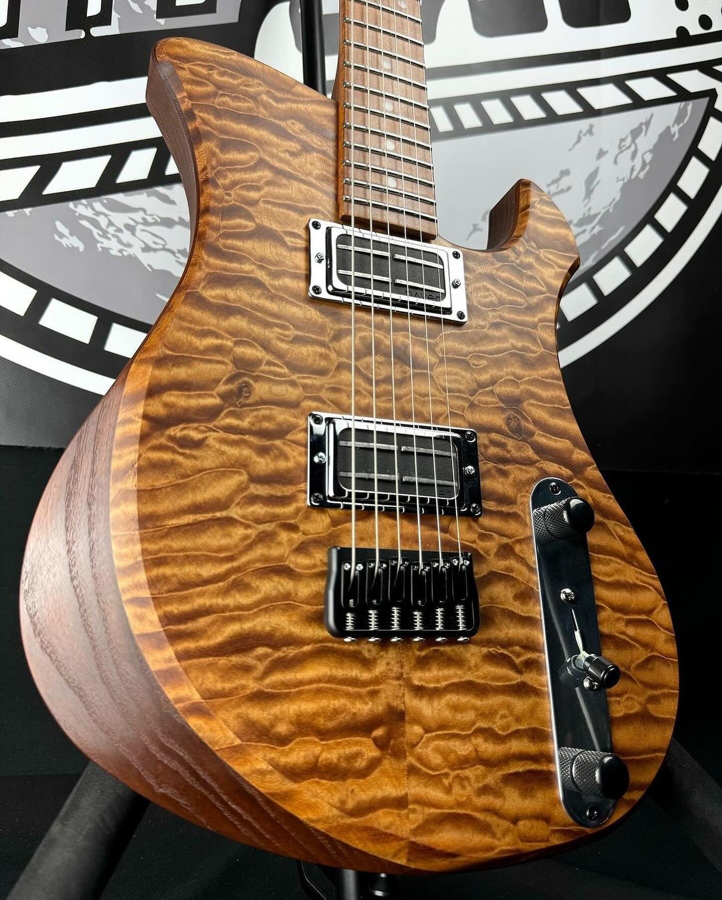 This 2024 Troublemaker Deluxe is available! Featuring:
- Roasted maple neck and fretboard with jumbo stainless steel frets
- Tempered swamp ash body with a tempered quilted maple top from @temperedtonewoods 
-  OMNIA humbuckers (with hum-canceling co