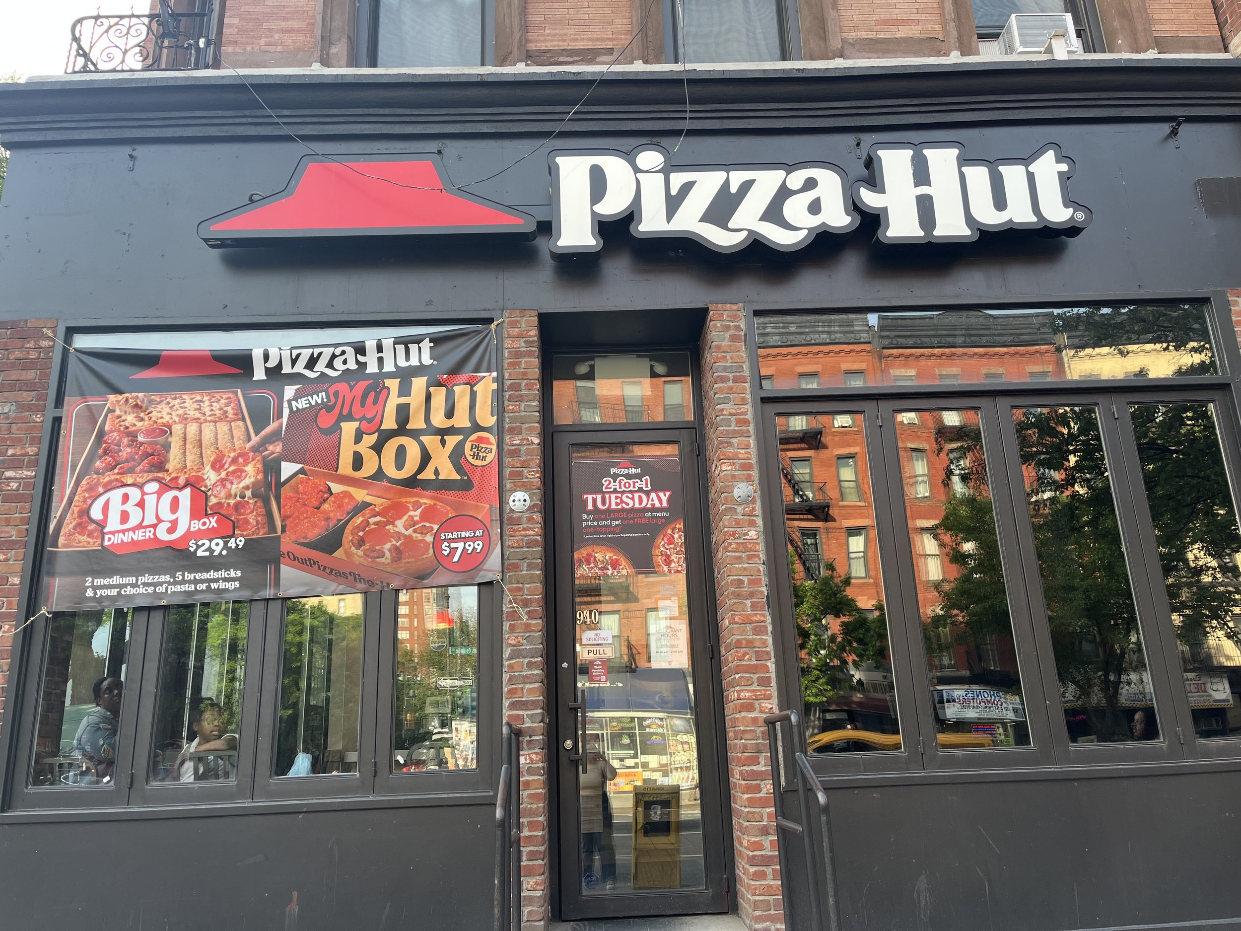 Pizza Hut