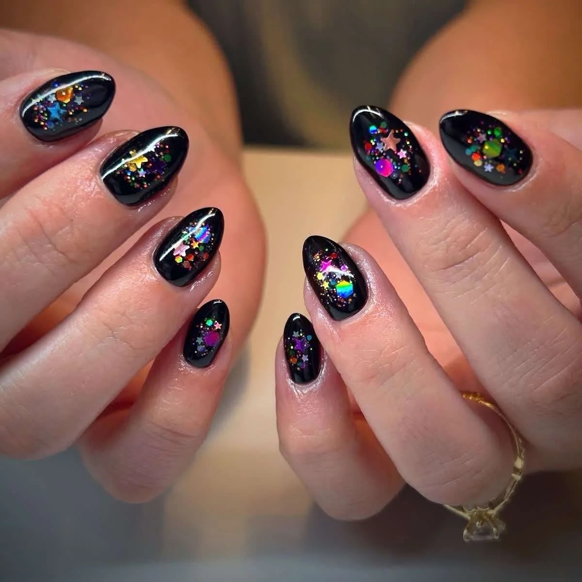 𝕾𝖊𝖗𝖛𝖎𝖈𝖊: Gel Mani + Level 2 Nail Art
.
𝕬𝖗𝖙𝖎𝖘𝖙: @h.nails.85
.
𝕾𝖈𝖍𝖊𝖉𝖚𝖑𝖎𝖓𝖌: 𝖈𝖆𝖑𝖑 𝖔𝖗 𝖙𝖊𝖝𝖙 614.230.2589
.
⠀⠀⠀⠀⠀⠀⠀⠀⠀
.
⠀⠀⠀⠀⠀⠀⠀⠀⠀
.
⠀⠀⠀⠀⠀⠀⠀⠀⠀
.
⠀⠀⠀⠀⠀⠀⠀⠀⠀
. 
#columbusnails #columbusnailsalon #columbusohio #columbusnailsalon 