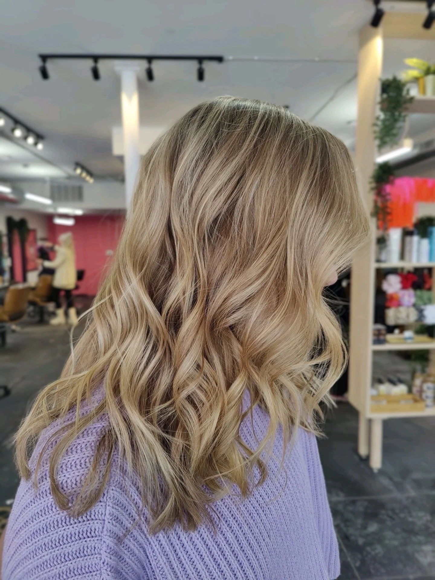 𝕾𝖊𝖗𝖛𝖎𝖈𝖊: Partial Balayage + Cut
.
𝕬𝖗𝖙𝖎𝖘𝖙: @haircraftbykris
.
𝕾𝖈𝖍𝖊𝖉𝖚𝖑𝖎𝖓𝖌: 𝖈𝖆𝖑𝖑 𝖔𝖗 𝖙𝖊𝖝𝖙 614.230.2589
.
⠀⠀⠀⠀⠀⠀⠀⠀⠀
.
⠀⠀⠀⠀⠀⠀⠀⠀⠀
.
⠀⠀⠀⠀⠀⠀⠀⠀⠀
.
⠀⠀⠀⠀⠀⠀⠀⠀⠀
. #columbusohio  #lacquergallery #k18 #lacquergalleryhair #fantasycolo