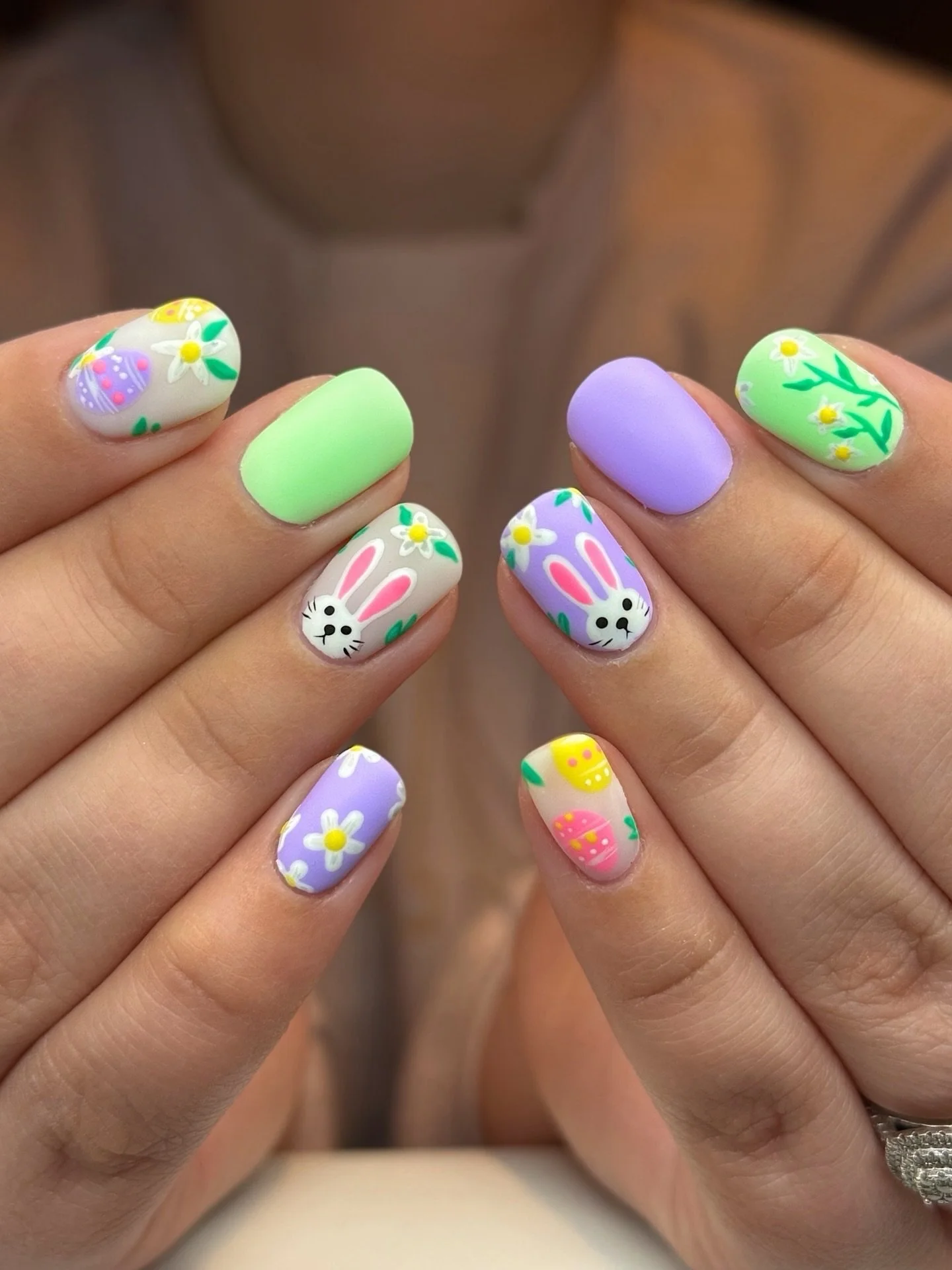 𝕾𝖊𝖗𝖛𝖎𝖈𝖊: Luminary Gel Mani + Level 4 Nail Art
.
𝕬𝖗𝖙𝖎𝖘𝖙: @mckinley.nails
.
𝕾𝖈𝖍𝖊𝖉𝖚𝖑𝖎𝖓𝖌: 𝖈𝖆𝖑𝖑 𝖔𝖗 𝖙𝖊𝖝𝖙 614.230.2589
.
⠀⠀⠀⠀⠀⠀⠀⠀⠀
.
⠀⠀⠀⠀⠀⠀⠀⠀⠀
.
⠀⠀⠀⠀⠀⠀⠀⠀⠀
.
⠀⠀⠀⠀⠀⠀⠀⠀⠀
. 
#columbusnails  #bestincolumbus #gelnails #lacquergall