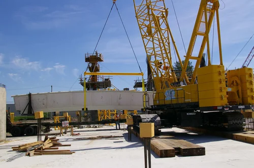 Richmond Olympic Oval — arch lift operation