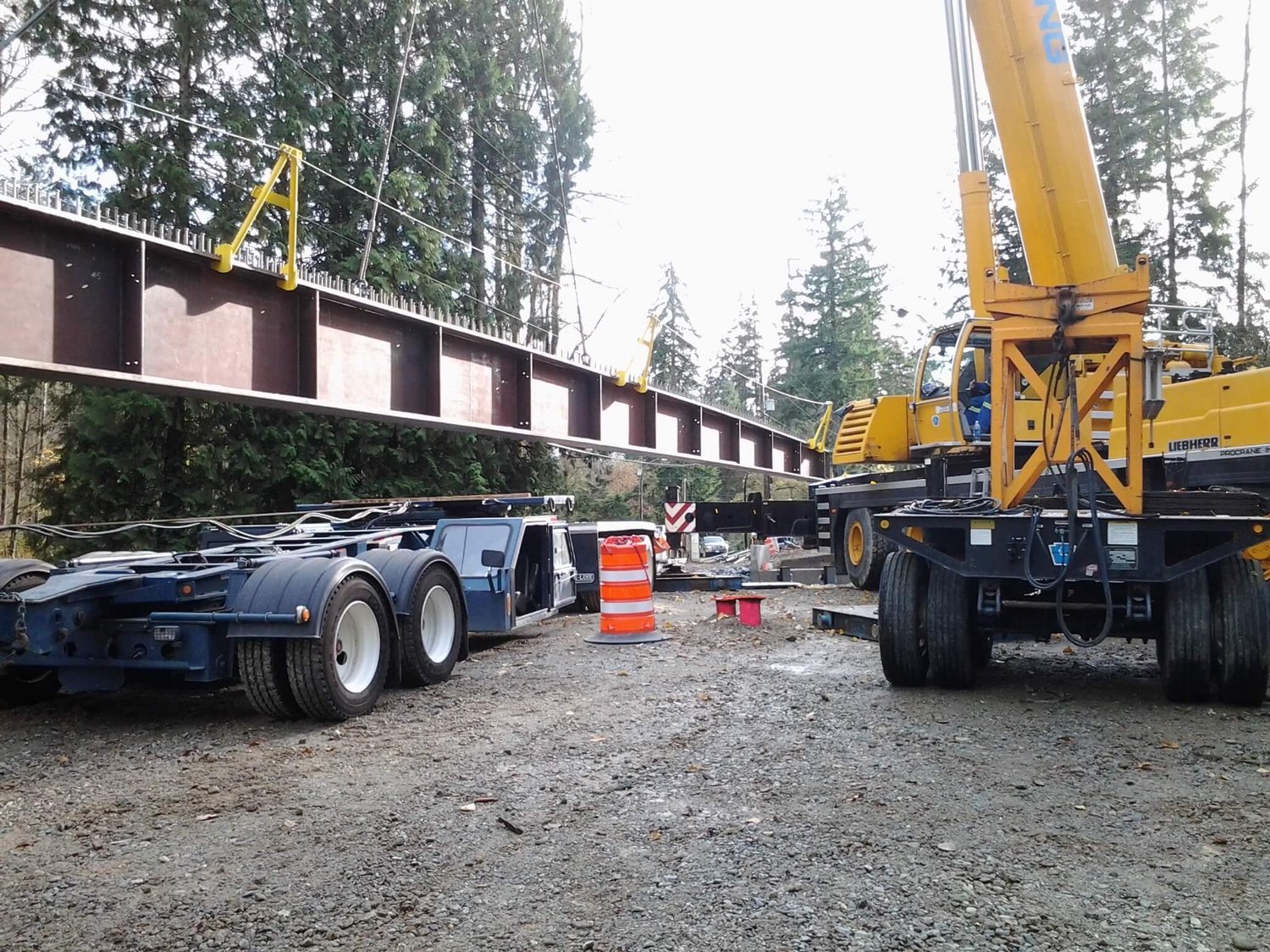 232nd Street Bridge crane lifting girders