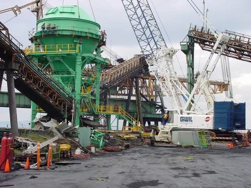 Westshore Coal Surge Bin steel erection