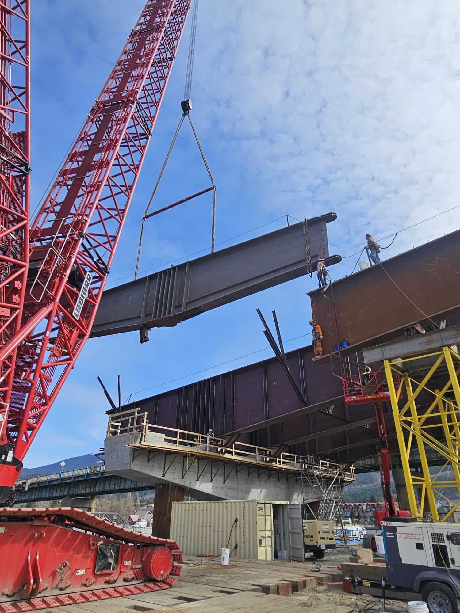 Bruhn Bridge crane lifting steel girders